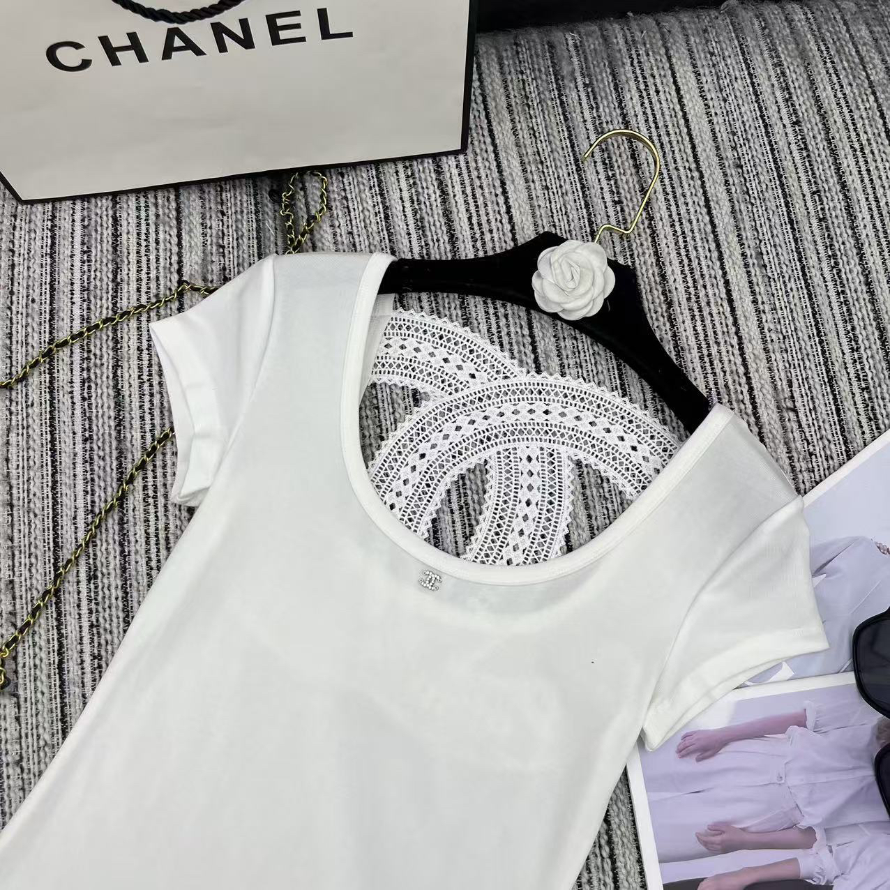 [TOP] CHANEL T-shirt - White