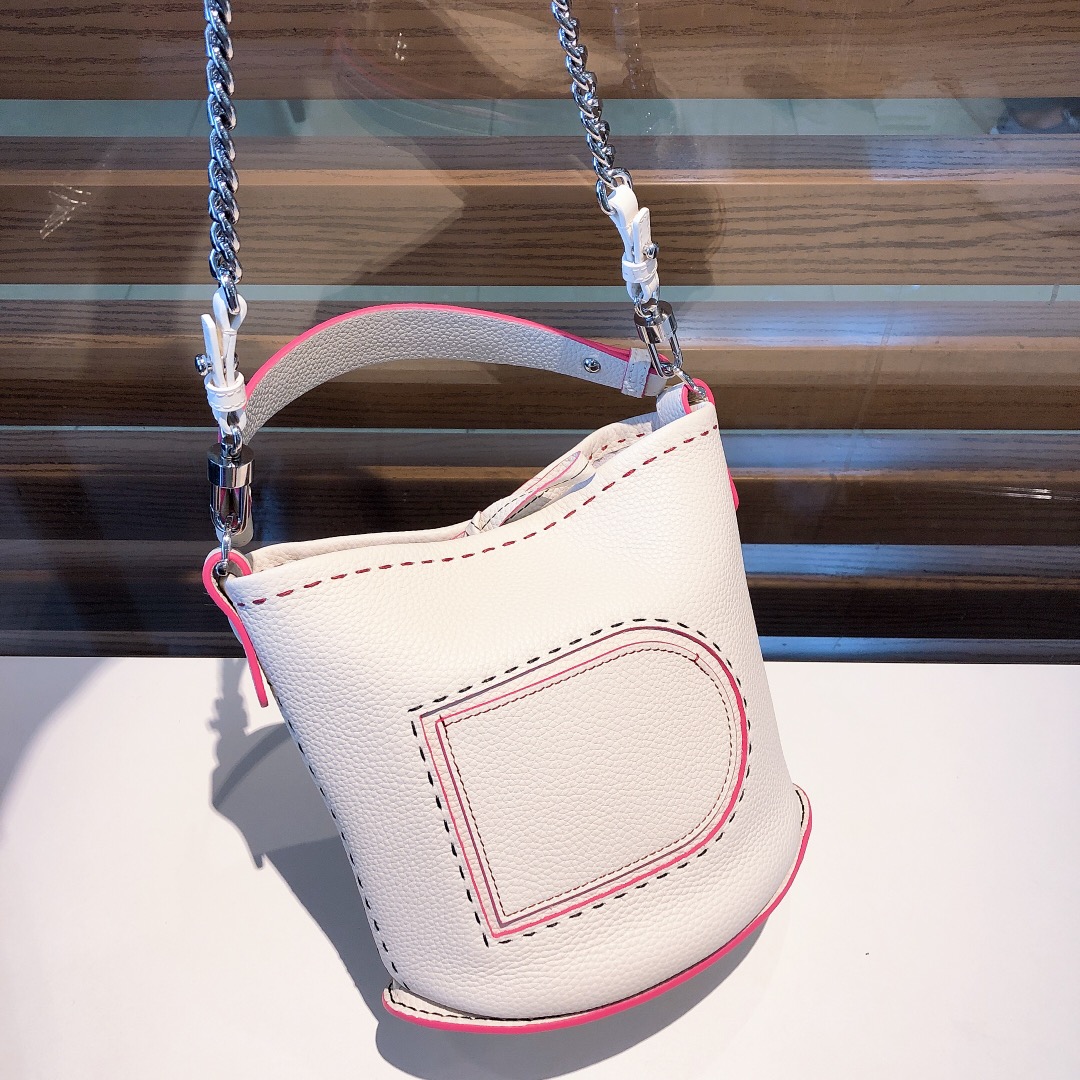 [TOP] Delvaux Bucket Bag Cowhide 20x10x20cm - White - 711 Luxury