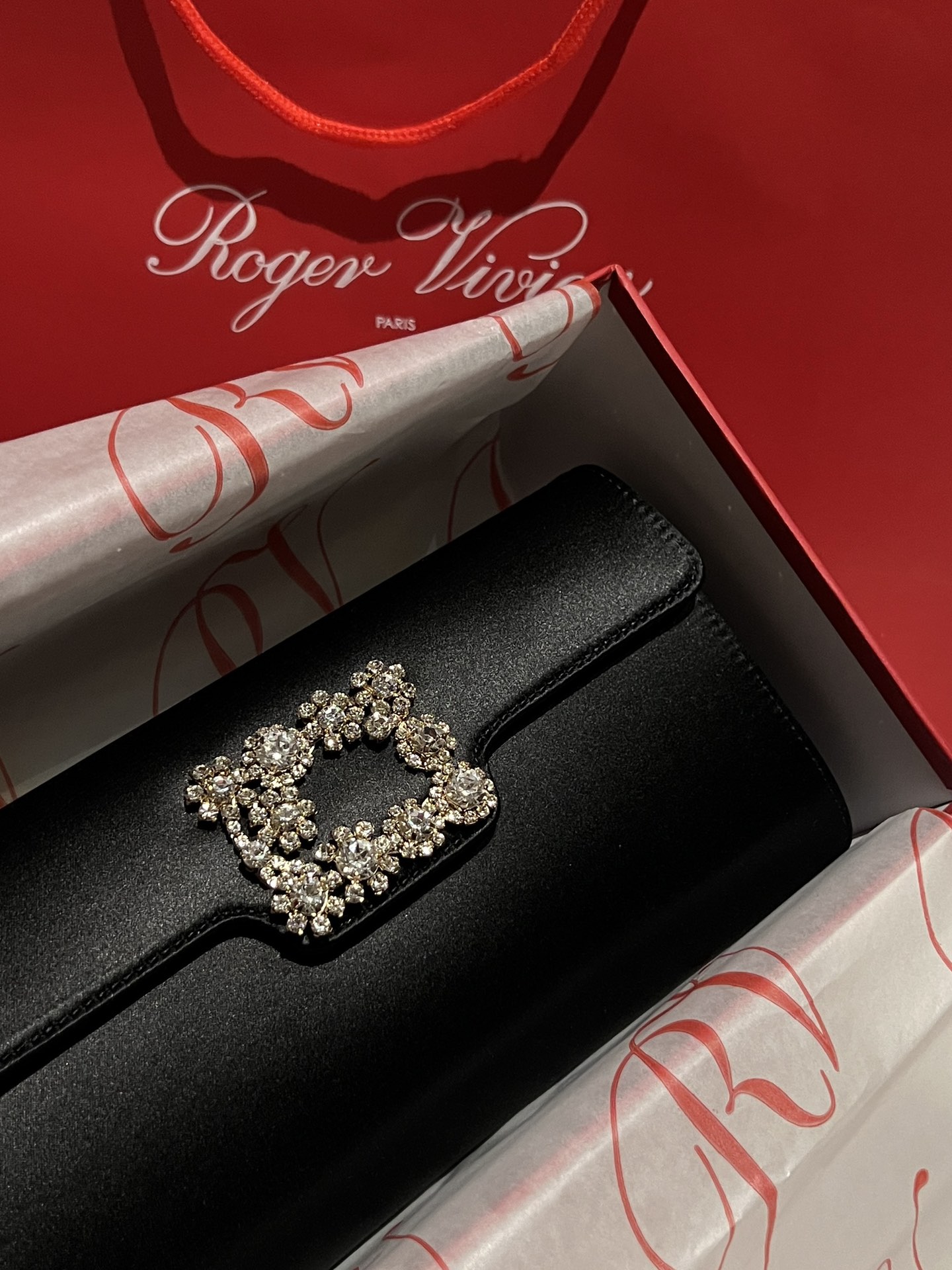 [TOP] ROGER VIVIER Diamond Bag 24-13-3 CM - Black - 711 Luxury