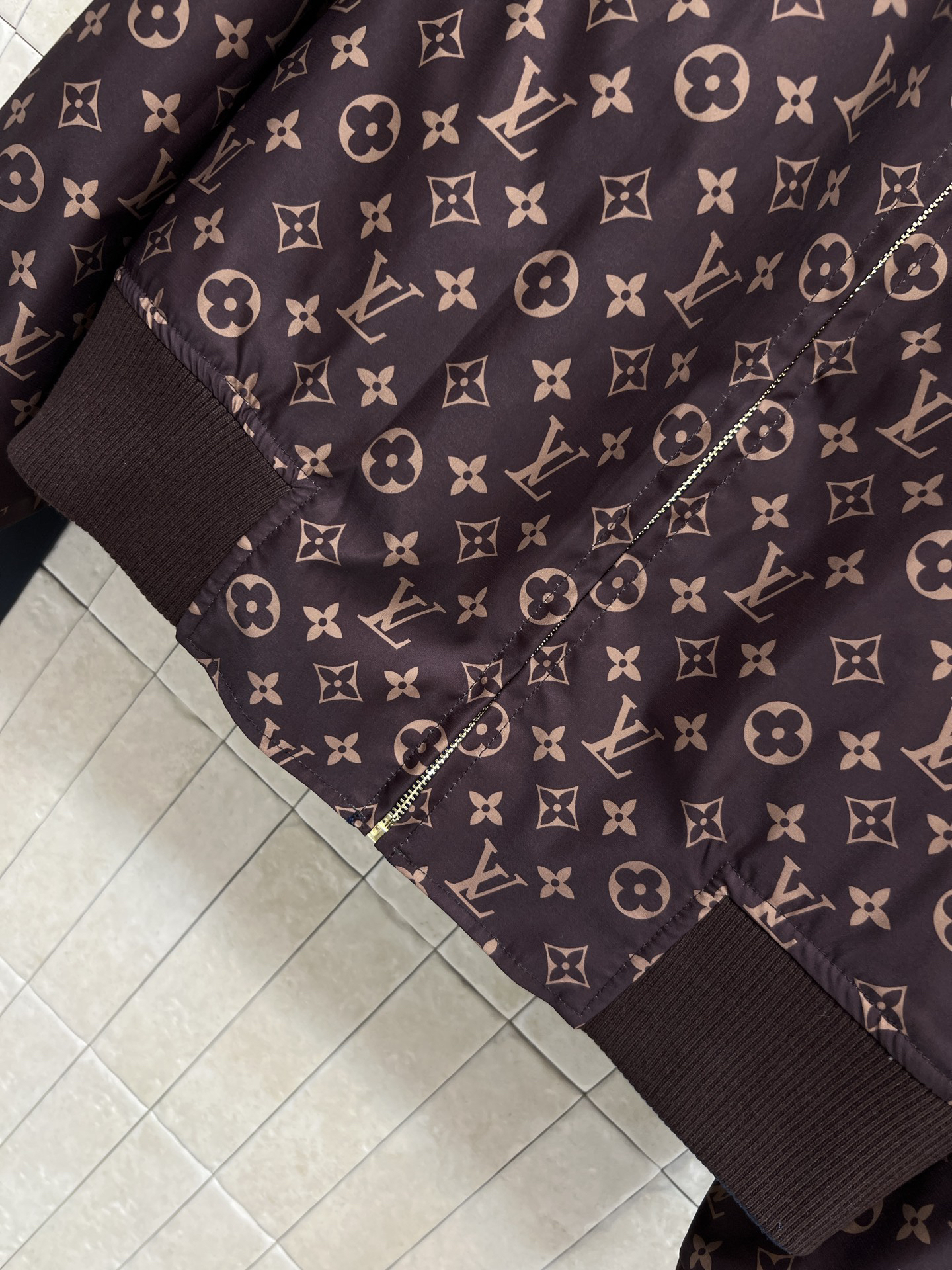 [TOP] Louis Vuitton LV Jacket - Brown