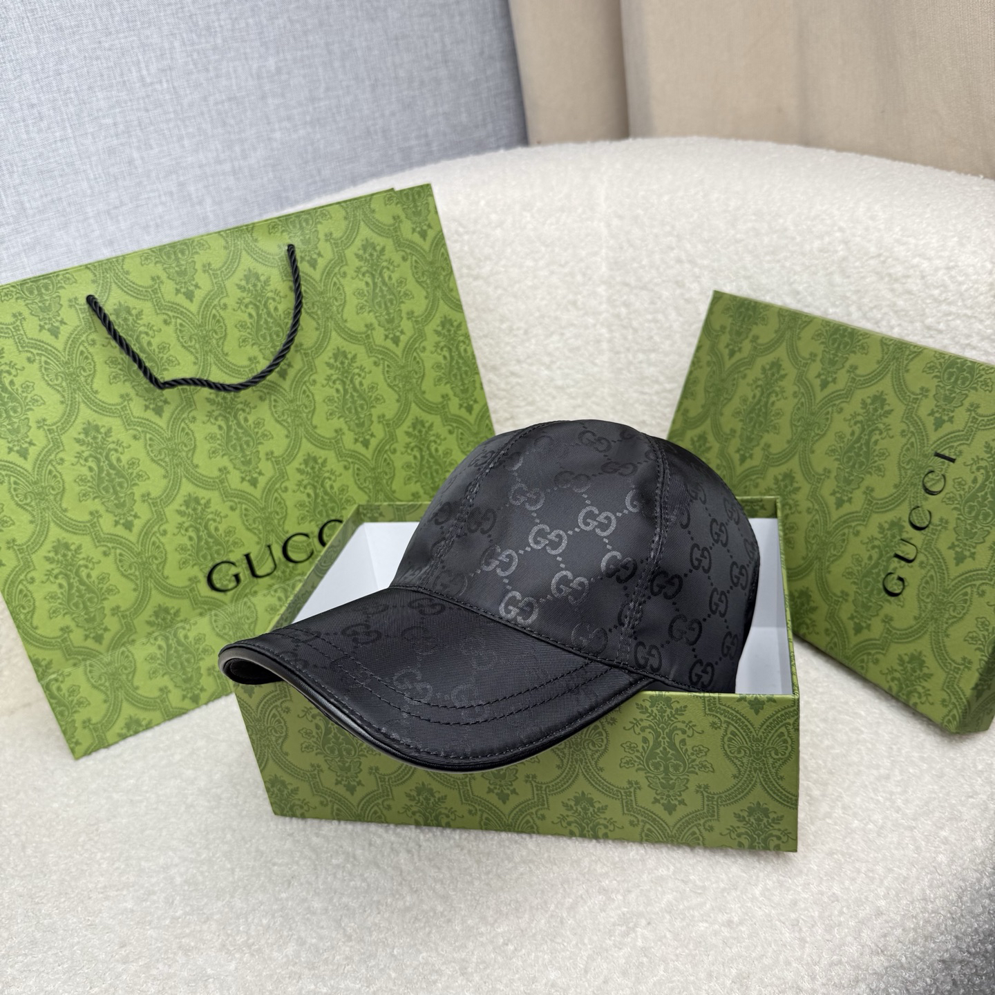 [TOP] GUCCI Baseball Hat - Black - 711 Luxury