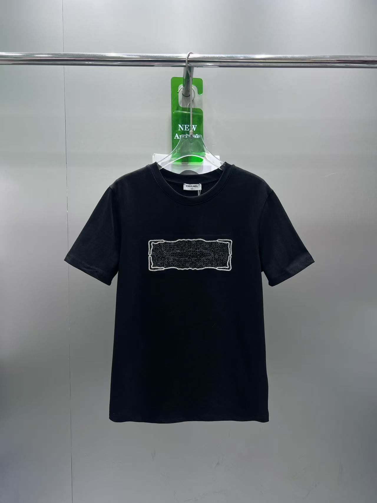 [TOP] CHANEL Women's T-shirt - 2 Colors