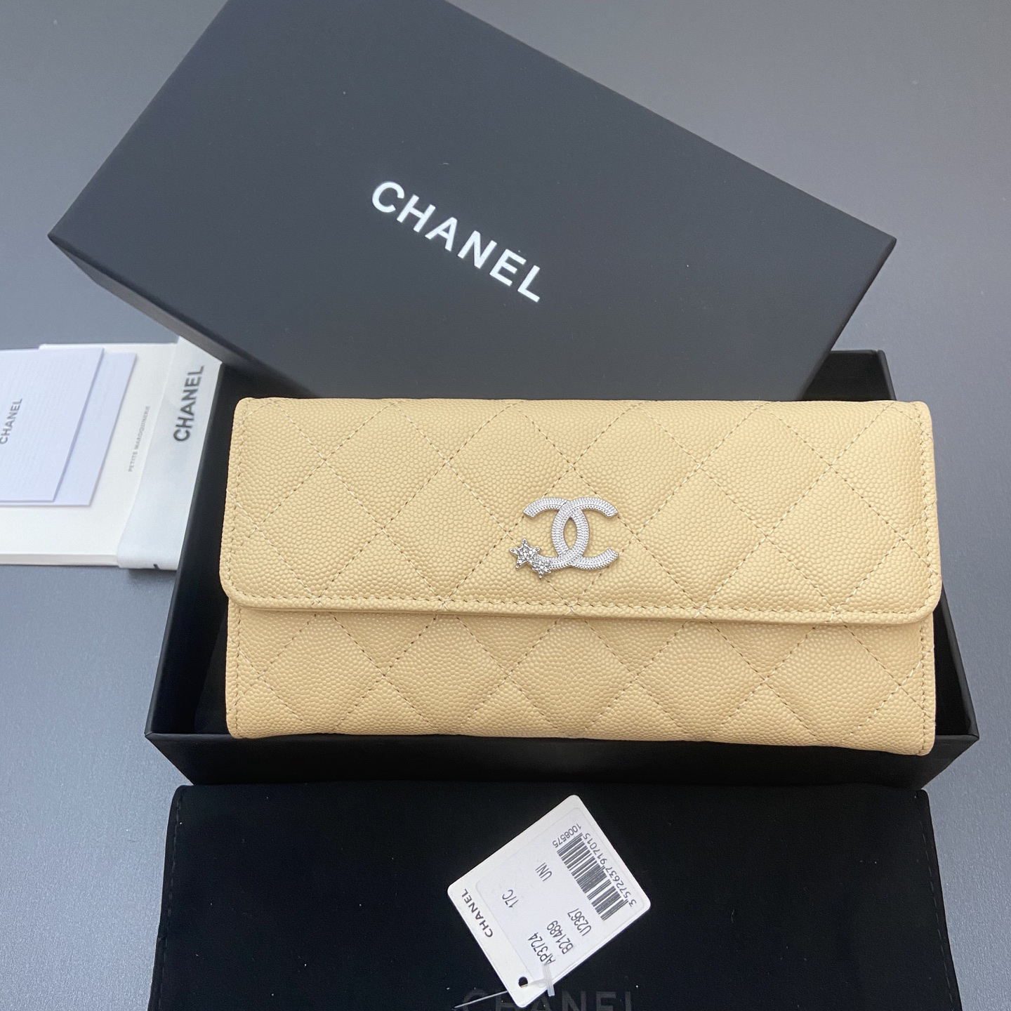 [TOP] CHANEL Caviar Skin Wallet 19cm - Apricot - SHW - 711 Luxury