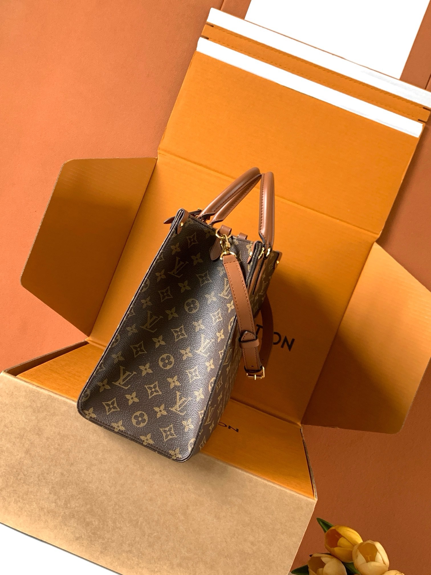 [TOP] Louis Vuitton LV On The Go Organizer 37x28x16cm - Brown - 711 Luxury