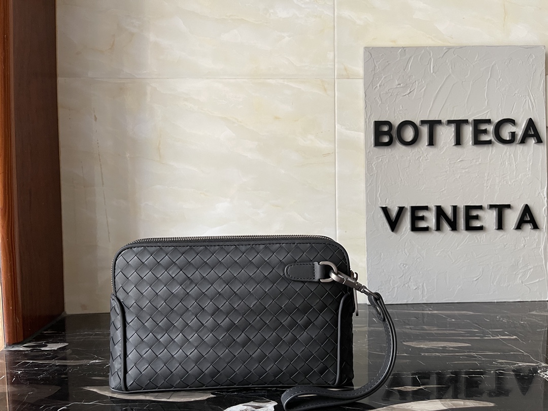 [TOP] Bottega Veneta BV Men's Cowhide Handbag 25x14x6cm - Black - 711 Luxury