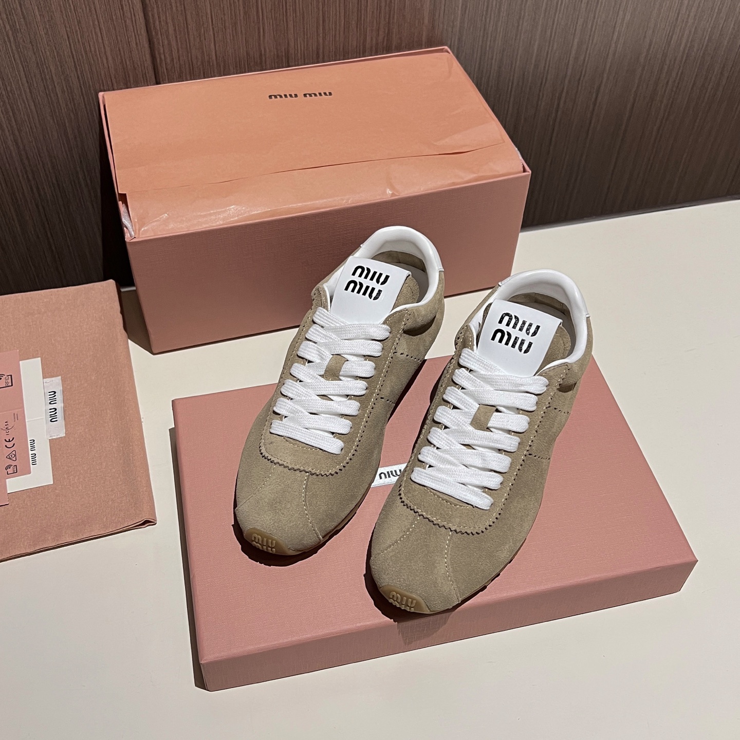 [TOP] Miu Miu Sneakers - Khaki - 711 Luxury