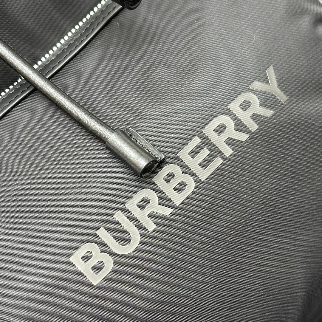 [TOP] BURBERRY Backpack 28x18x40cm - Black - 711 Luxury