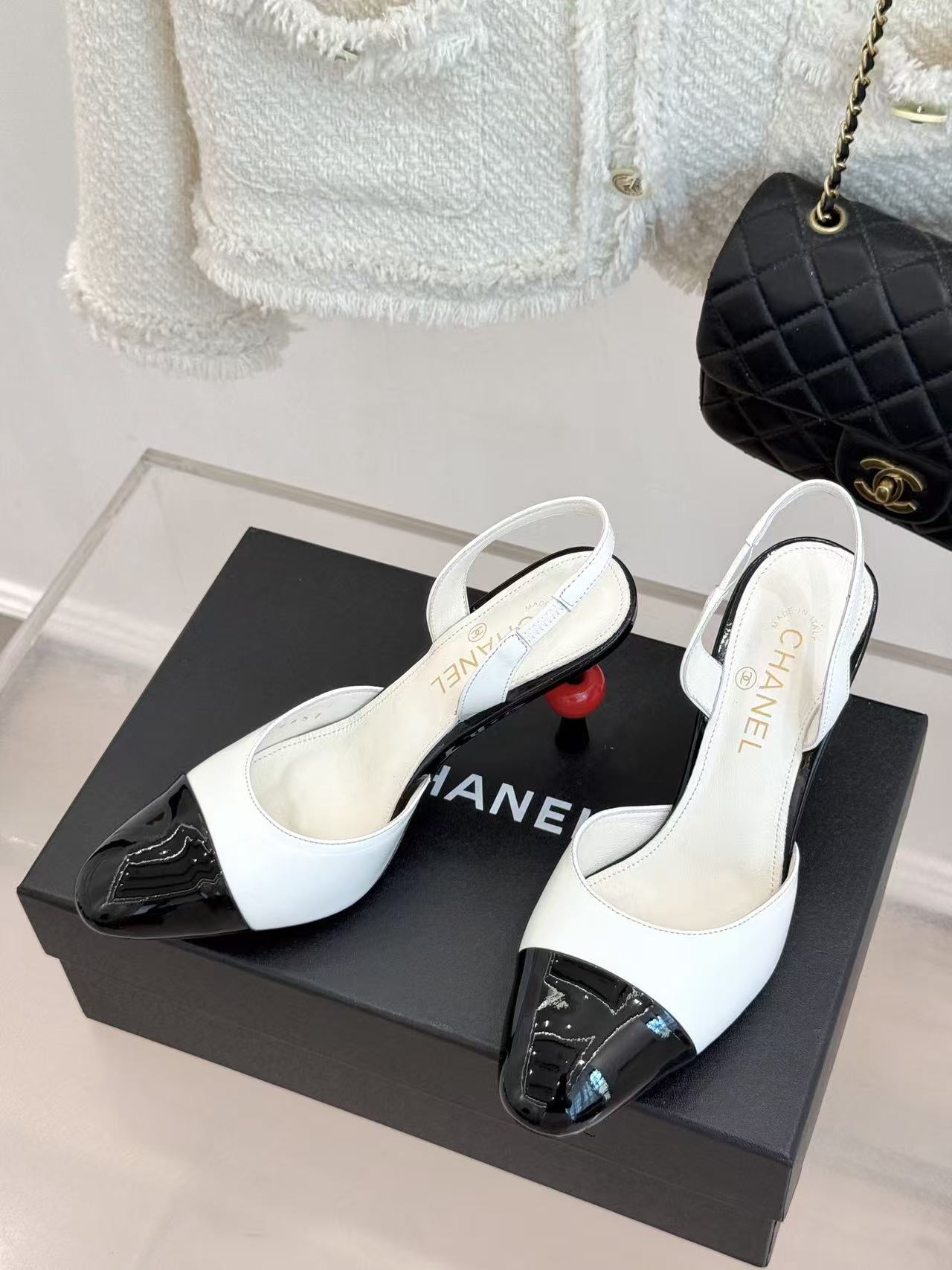 [TOP] CHANEL Height Heel Pumps - White - 711 Luxury