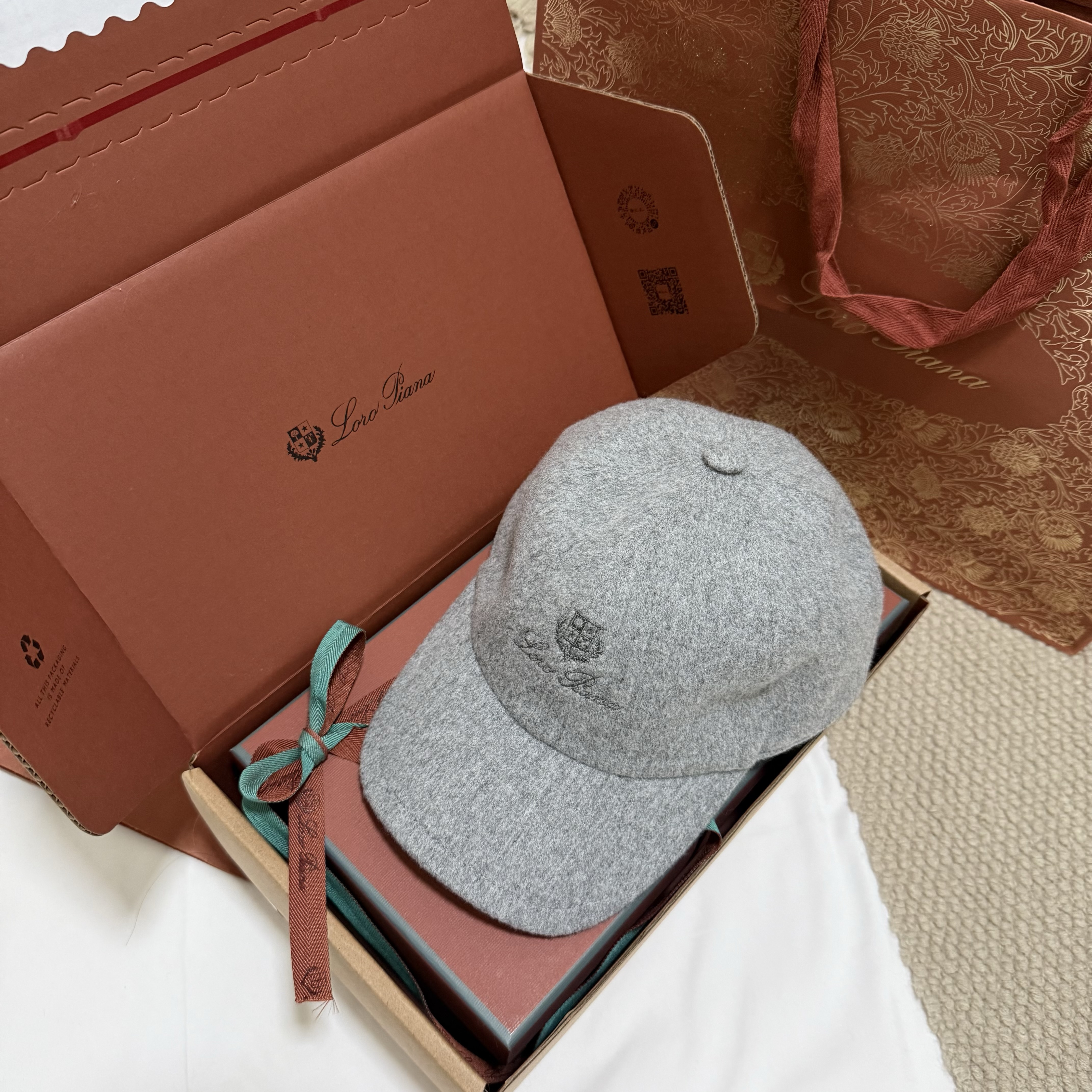 Loro Piana Hat Loro Piana Baseball Cap Cashmere Storm System Flannel Melange #395746 View 2 | Nigo Office