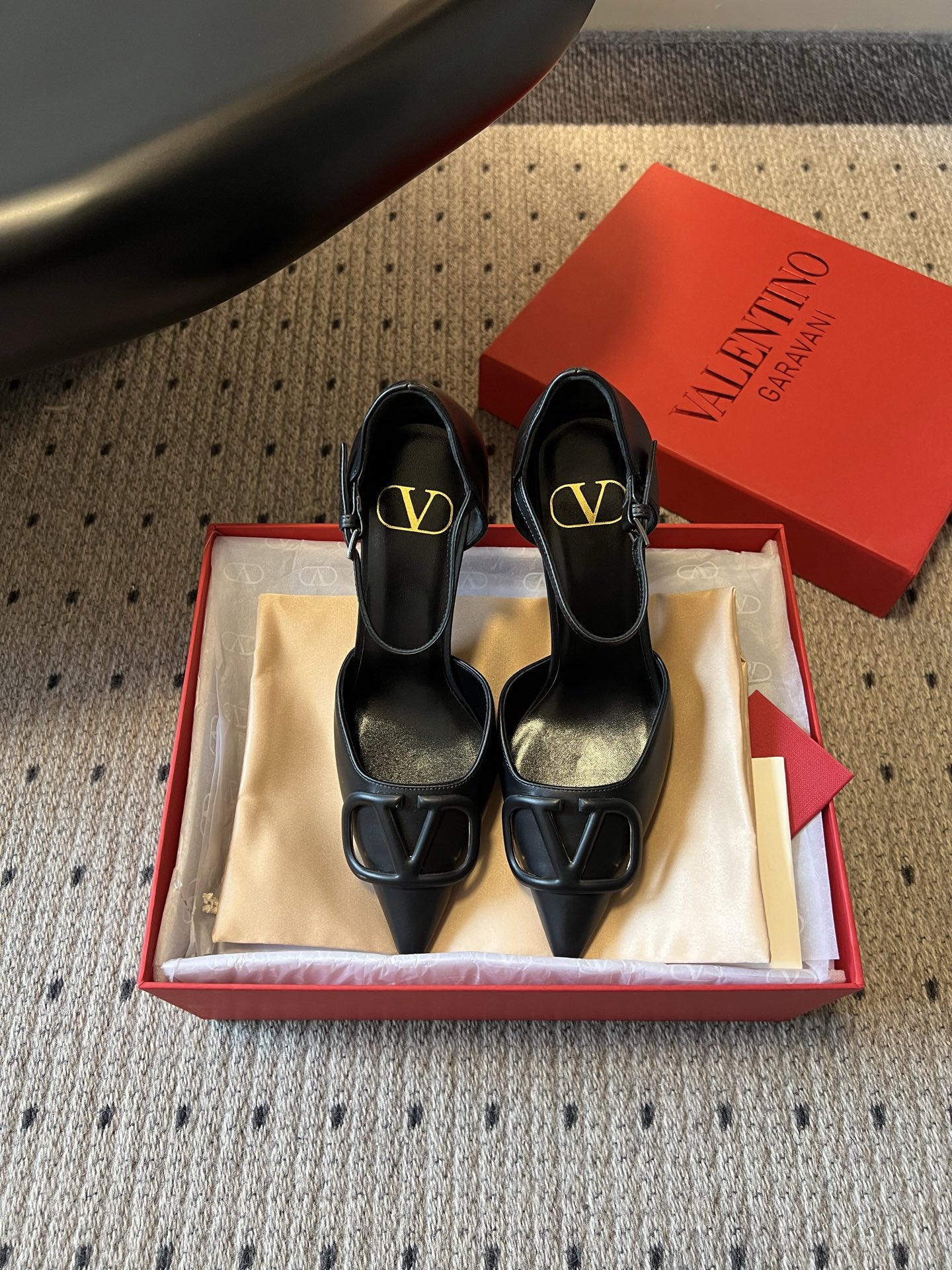 [TOP] VALENTINO High-heeled Shoes  - Black - 711 Luxury