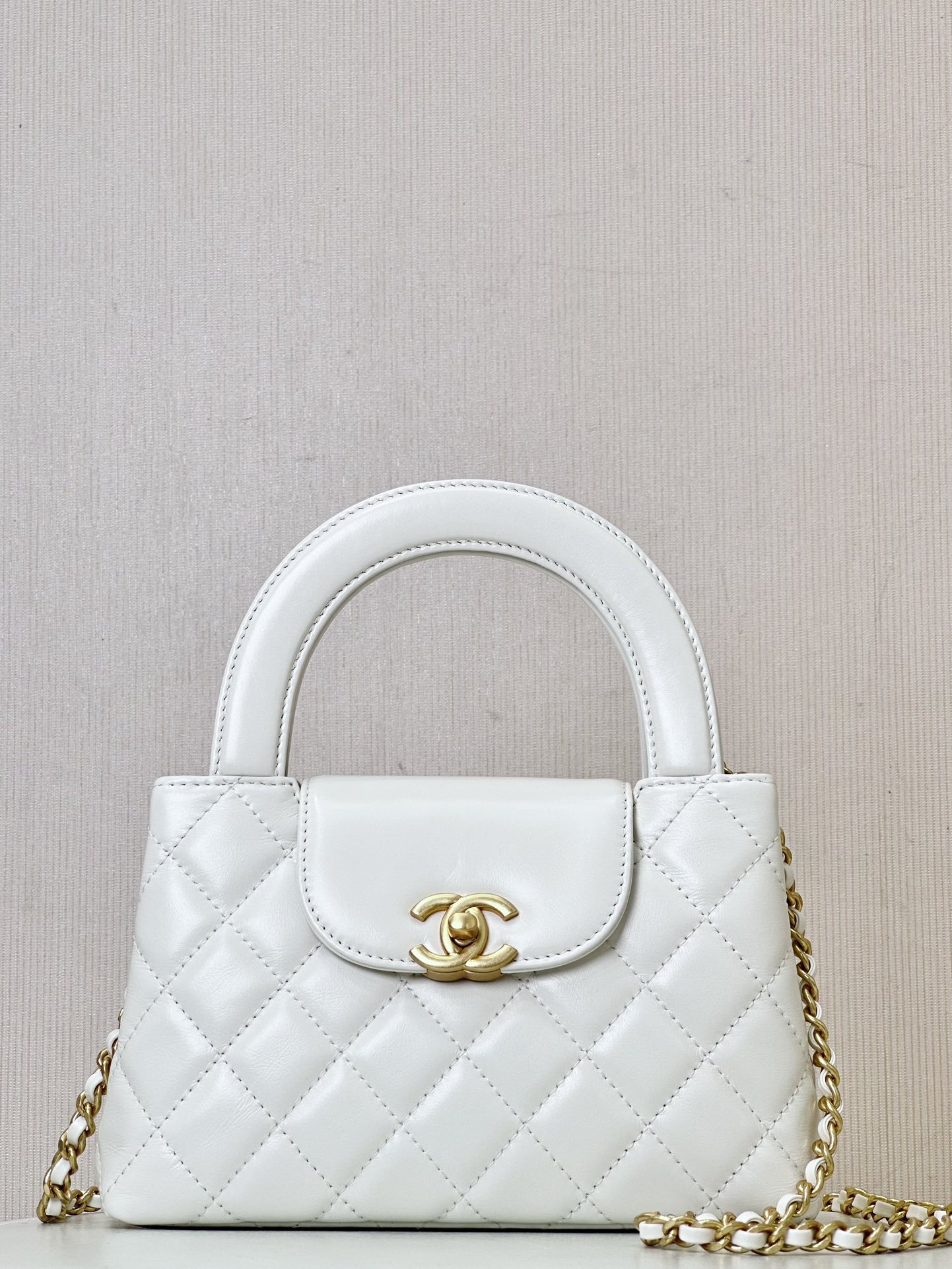 [TOP] CHANEL Kelly Bag Cowhide 13x19x7cm - White - 711 Luxury