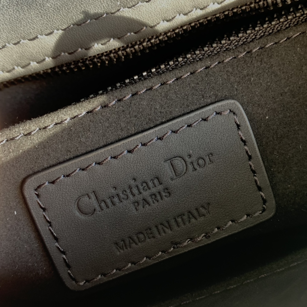 [TOP] Christian Dior Lady Dior Bag Calfskin 20x16.5x8cm - Black