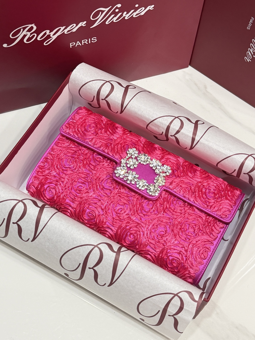 [TOP] ROGER VIVIER Diamond Bag 24-13-3 CM - Pink - 711 Luxury