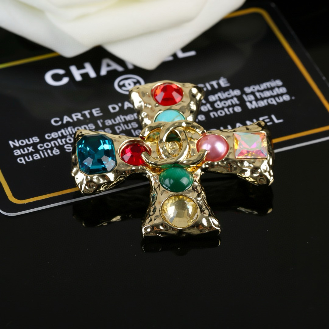 [TOP] CHANEL Brooch - Gold