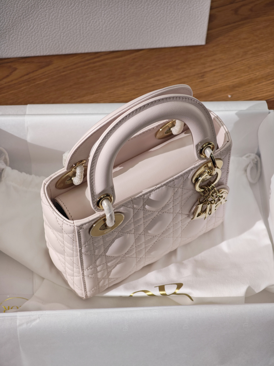 [TOP] Christian Dior Lady Dior Bag Lambskin 17x15x7cm - Pink