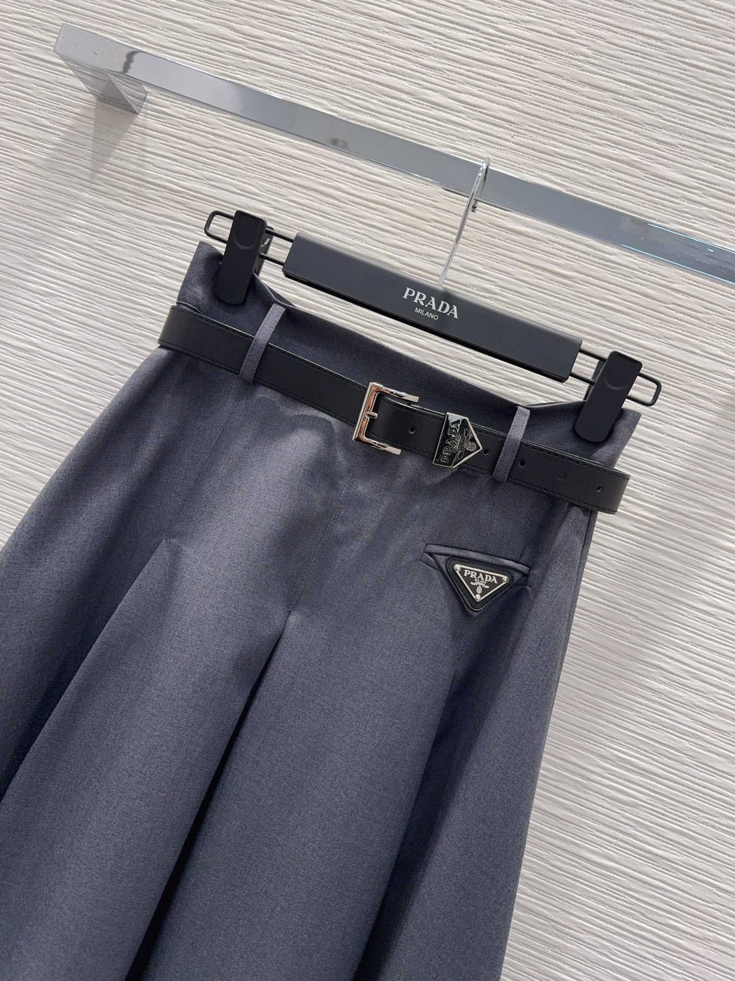 [TOP] PRADA Skirt - Gray
