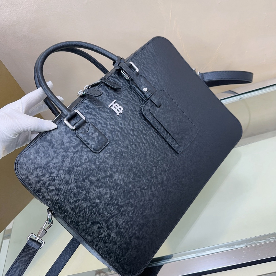 [TOP] BURBERRY Briefcase Calfskin 27x5x37.5cm - Black & SHW - 711 Luxury