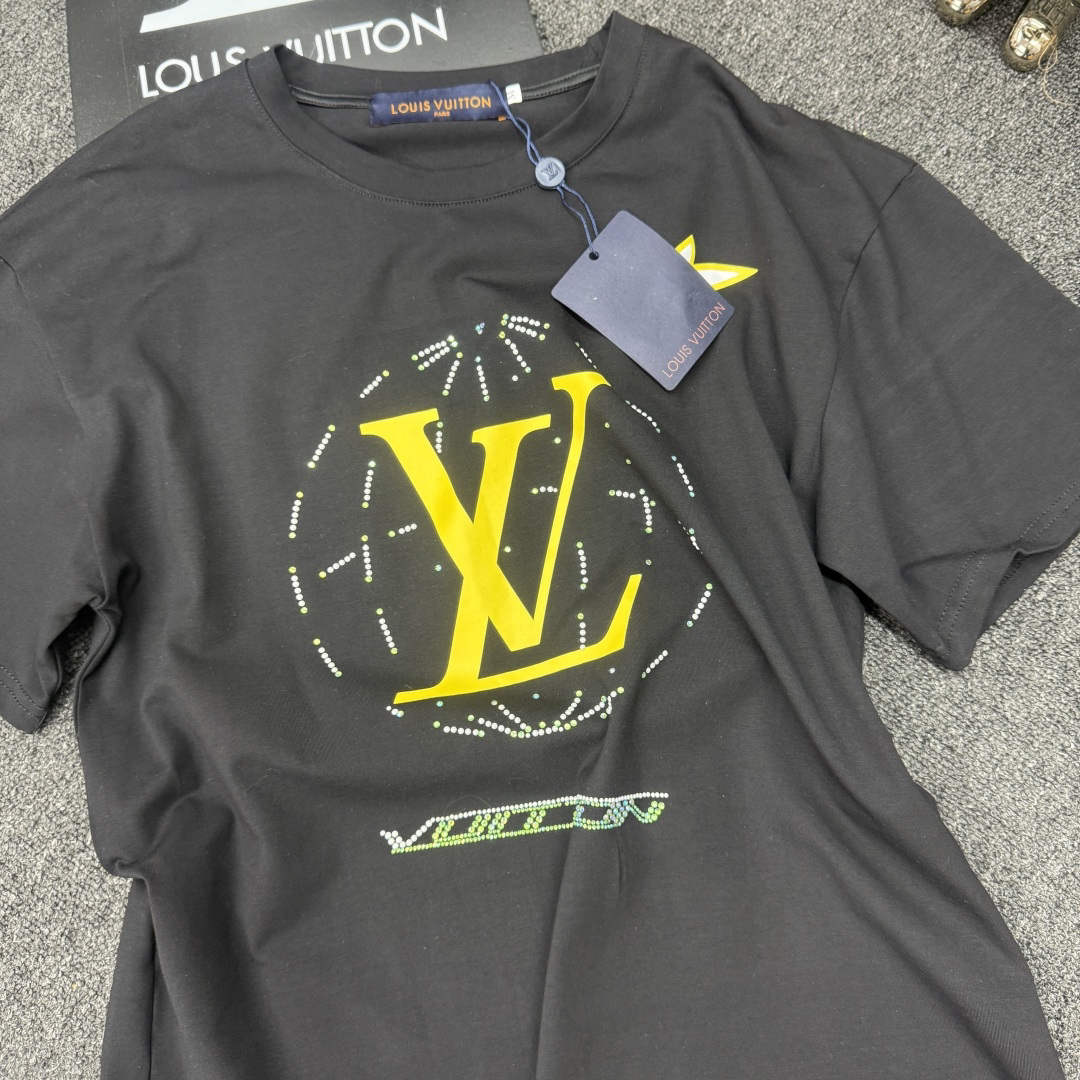 [TOP] Louis Vuitton LV T-shirt - Black