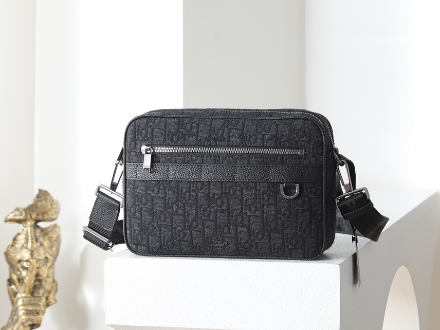 [TOP] Christian Dior Men's Safari Maxi Messenger Bag 26 x 17 x 7 cm - Black - 711 Luxury