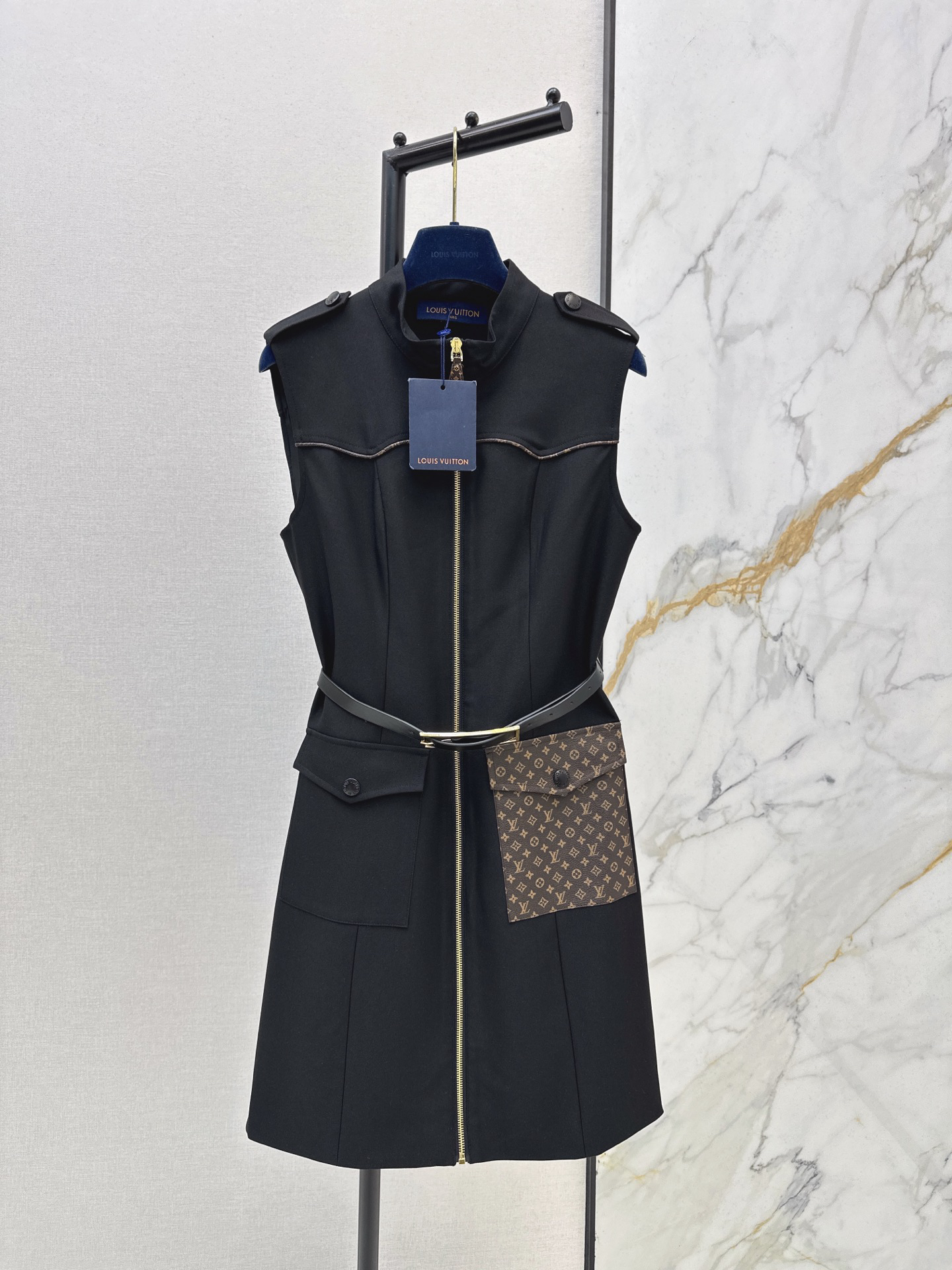 [TOP] Louis Vuitton LV  Dress - Black