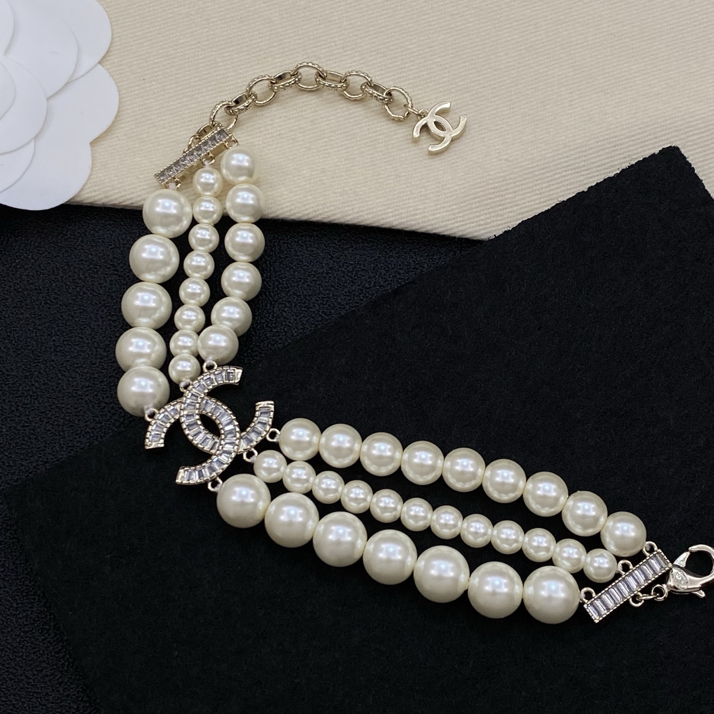 [TOP] CHANEL Bracelet - Gold - 711 Luxury