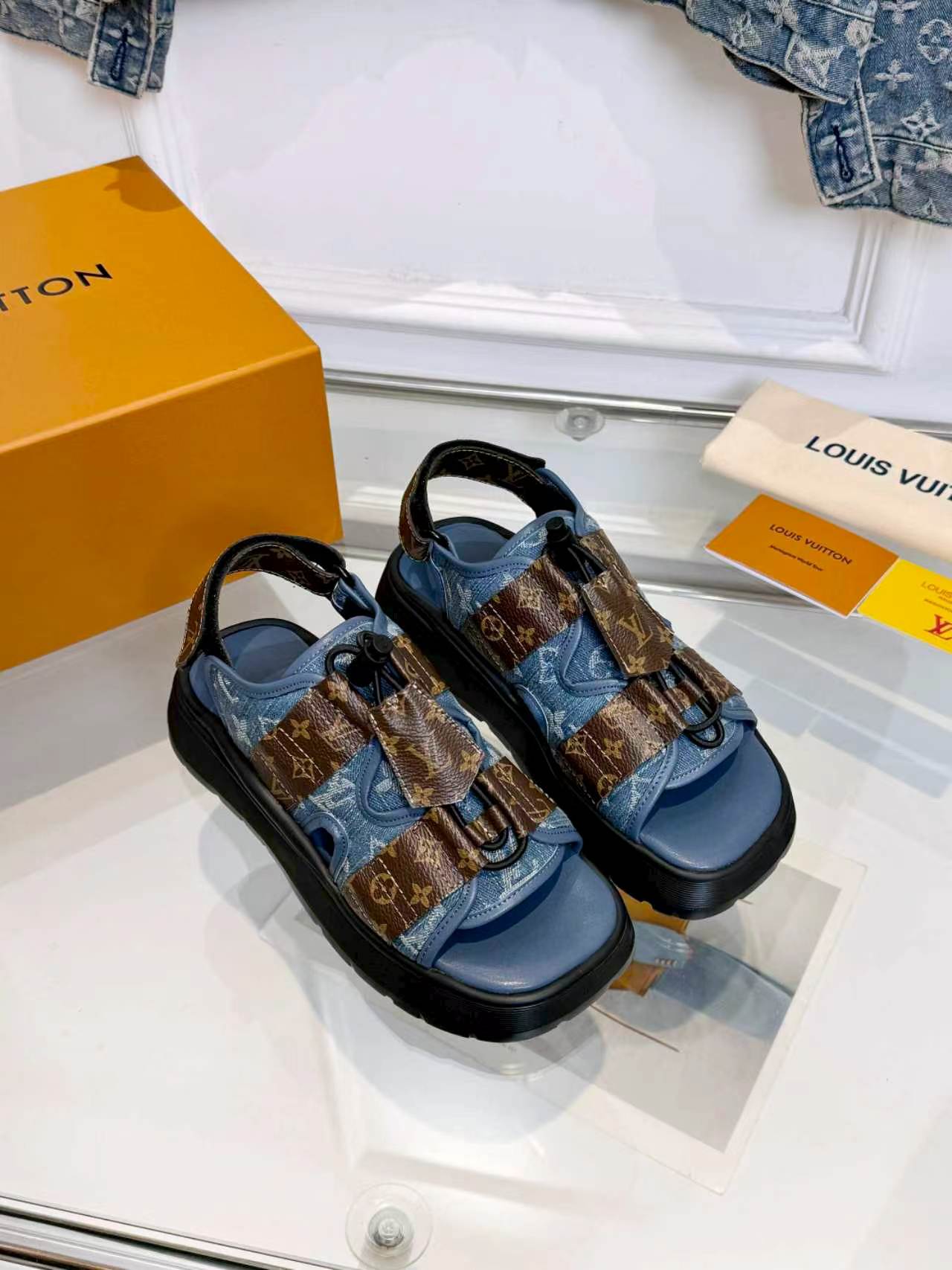 [TOP] Louis Vuitton LV Sandals - Brown - 711 Luxury