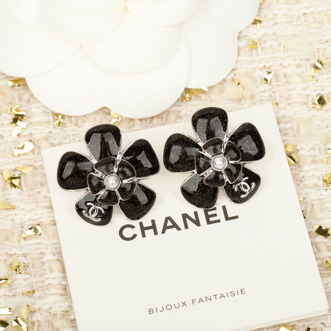 [TOP] CHANEL Earrings - 2 Color
