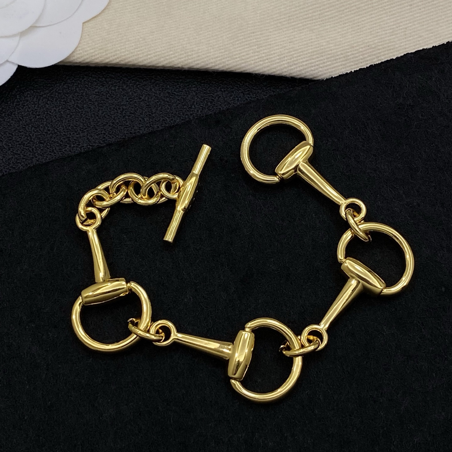 [TOP] GUCCI Bracelet - 2 Color - 711 Luxury