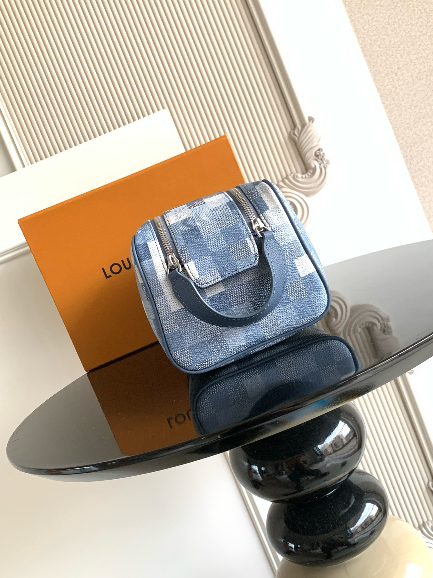 [TOP] Louis Vuitton LV Dopp Kit Bag 28x15x16.5cm - Blue - 711 Luxury