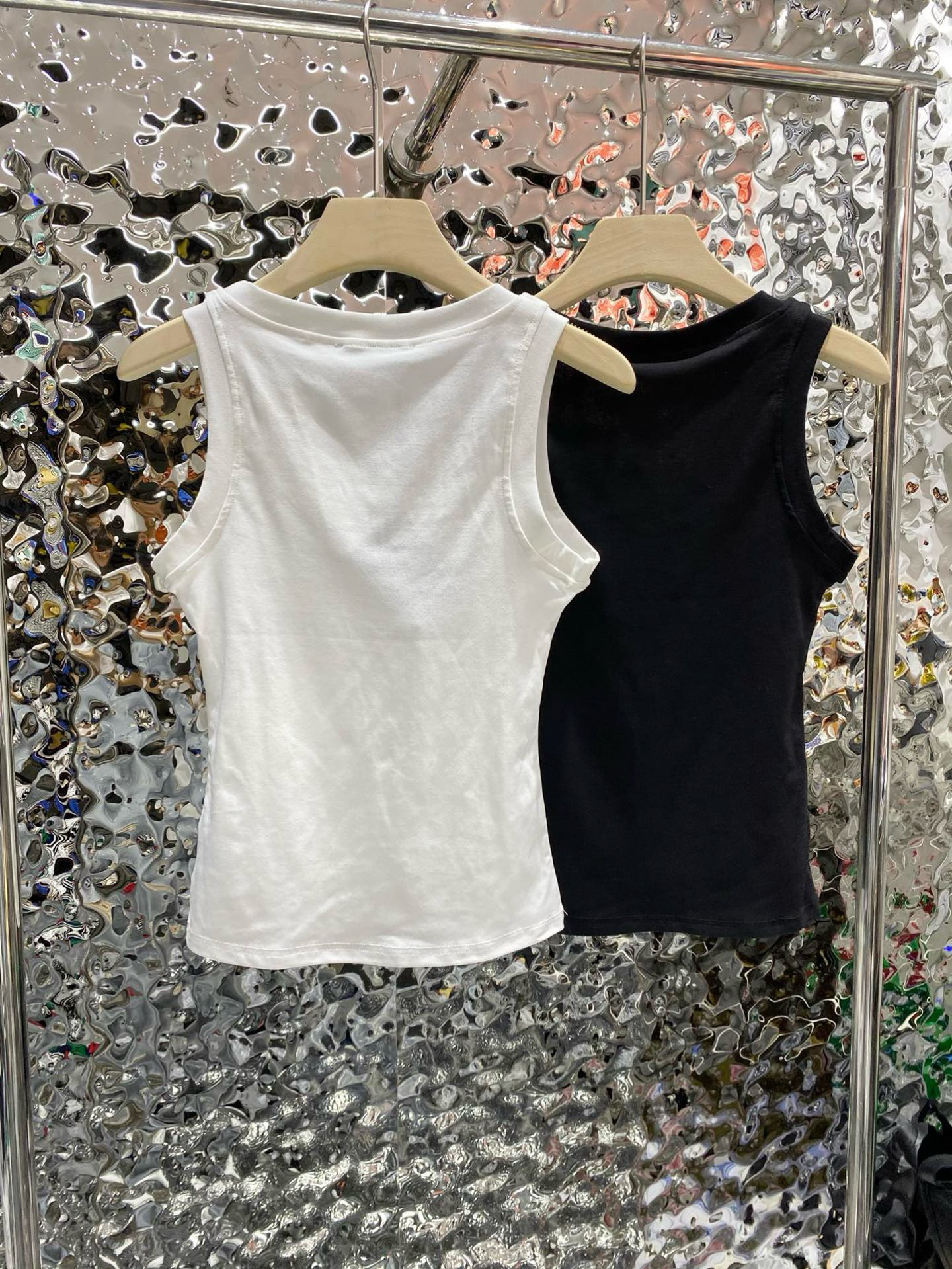 [TOP] PRADA Vest - 2 Color