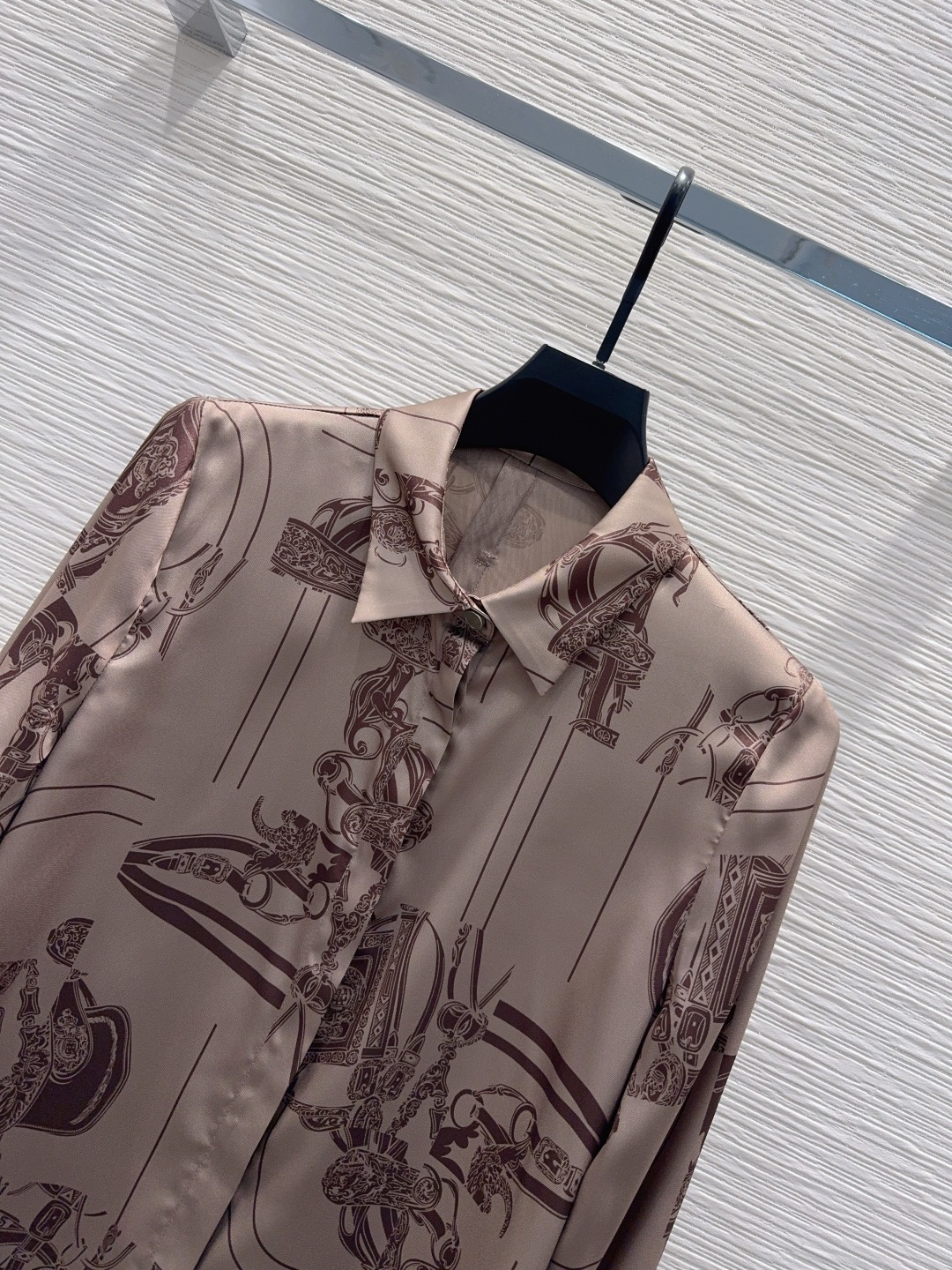 [TOP] HERMES Suit - Brown