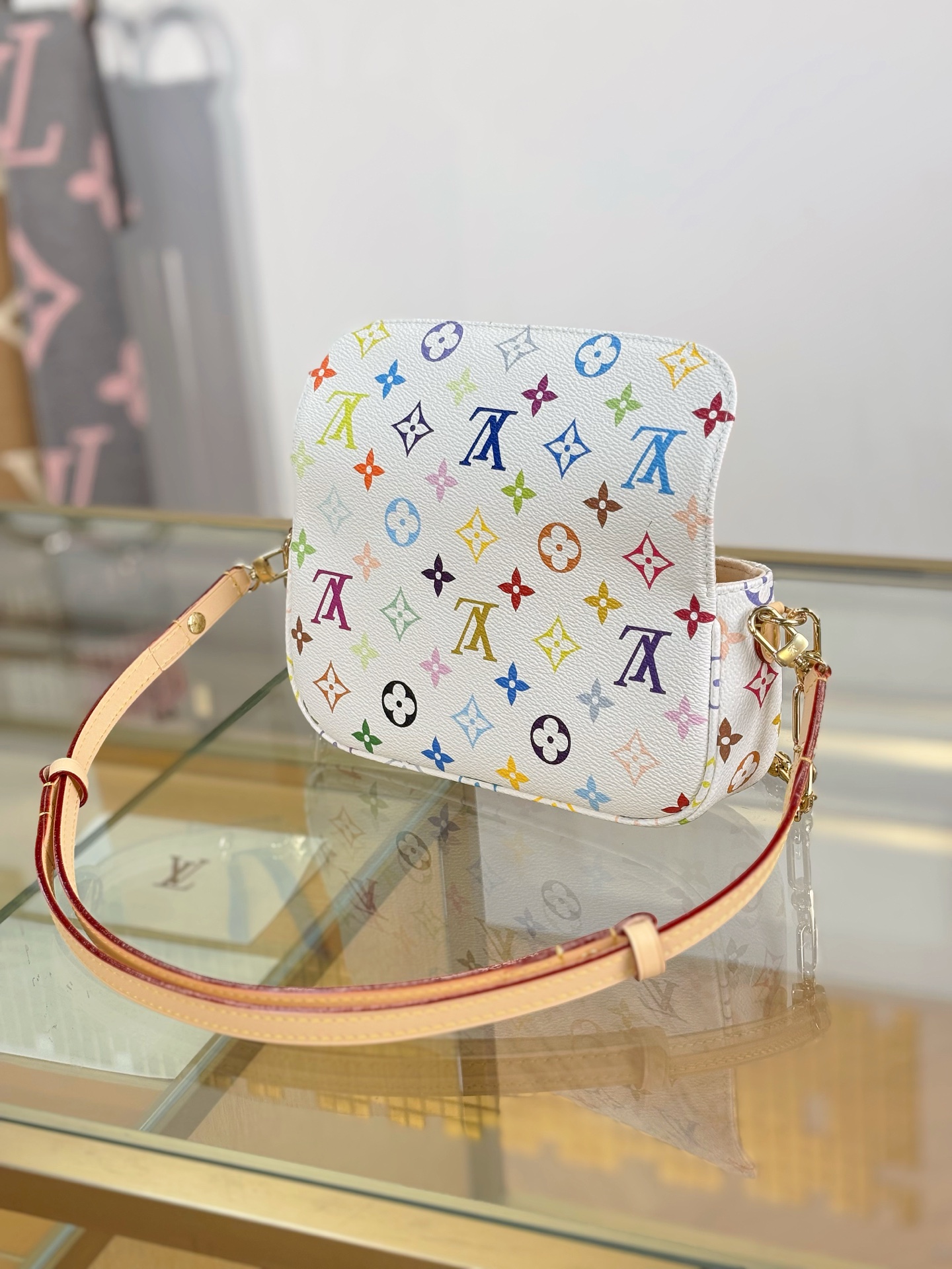 [TOP] Louis Vuitton LV x TM Wallet On Chain IVY Bag 23.5 x 12 x 4.3 cm - White