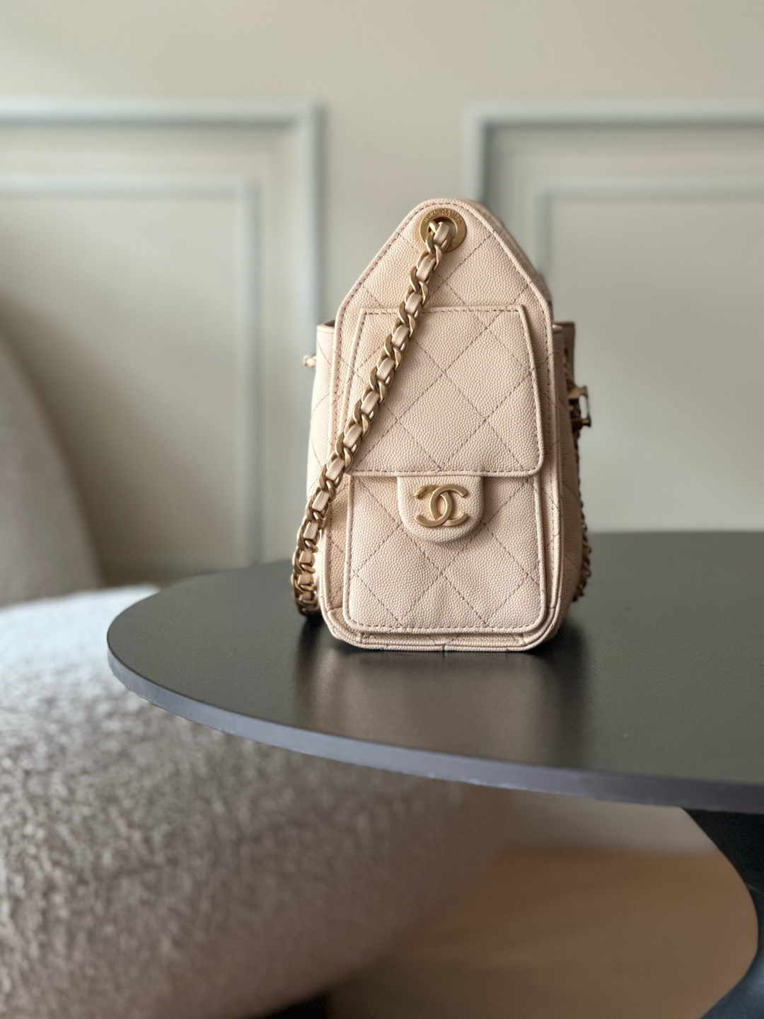 [TOP] CHANEL Hobo Bag 20x22x12.5cm - Apricot & GHW - 711 Luxury