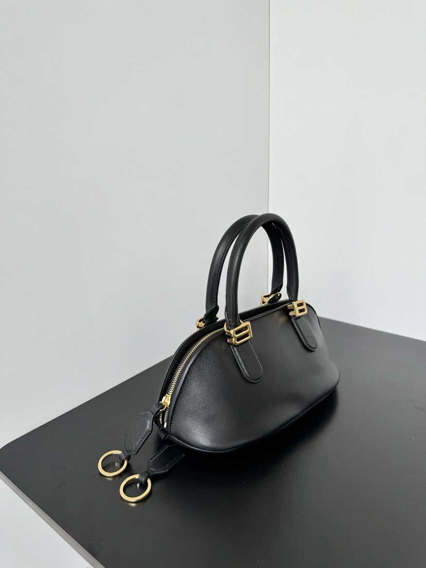 [TOP] BALENCIAGA Bolero Bag 30x13.5x10cm - Black & GHW - 711 Luxury