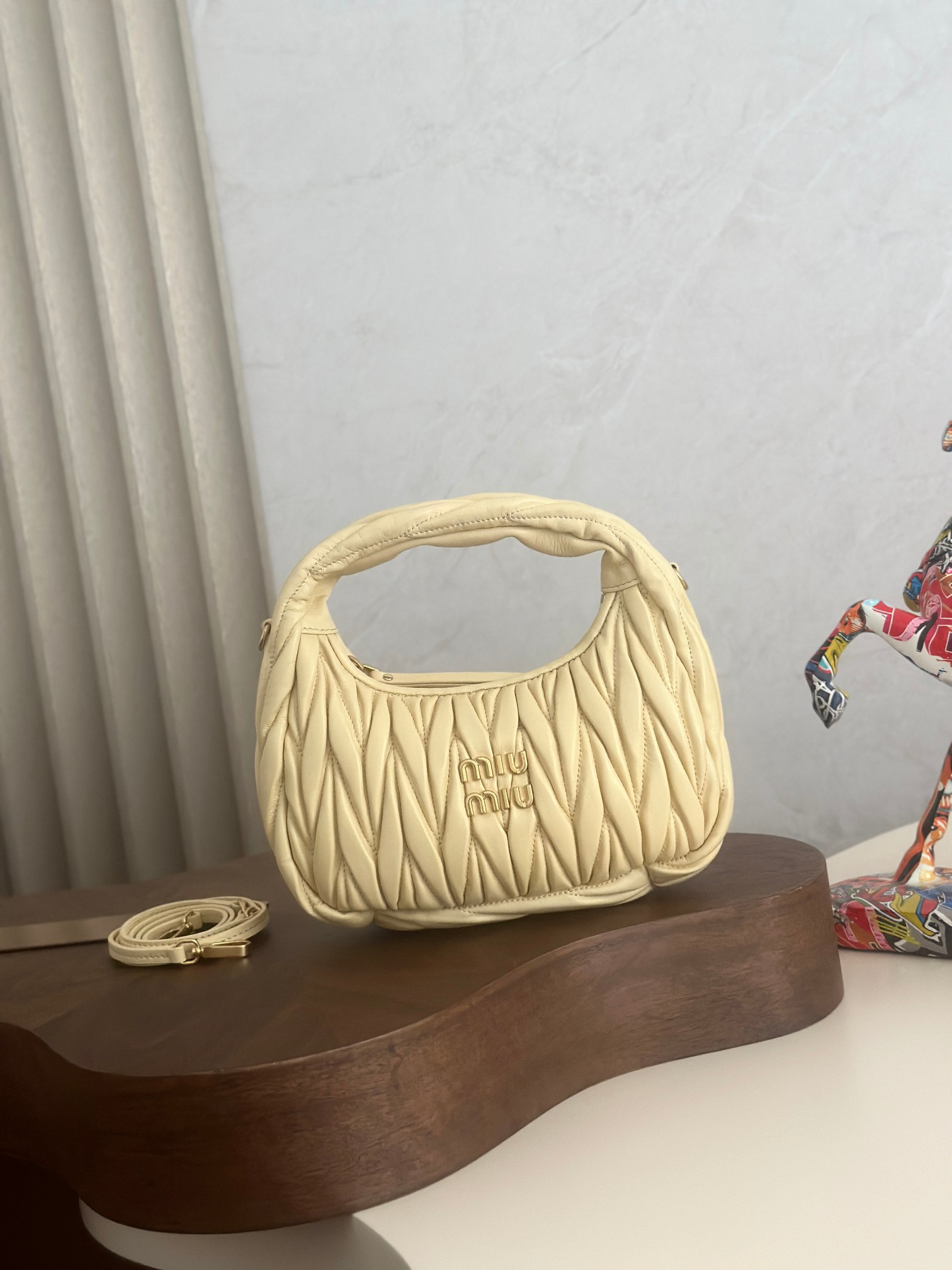 [TOP] Miu Miu MiuWander Bag Lambskin 20x17x6cm - Yellow - 711 Luxury