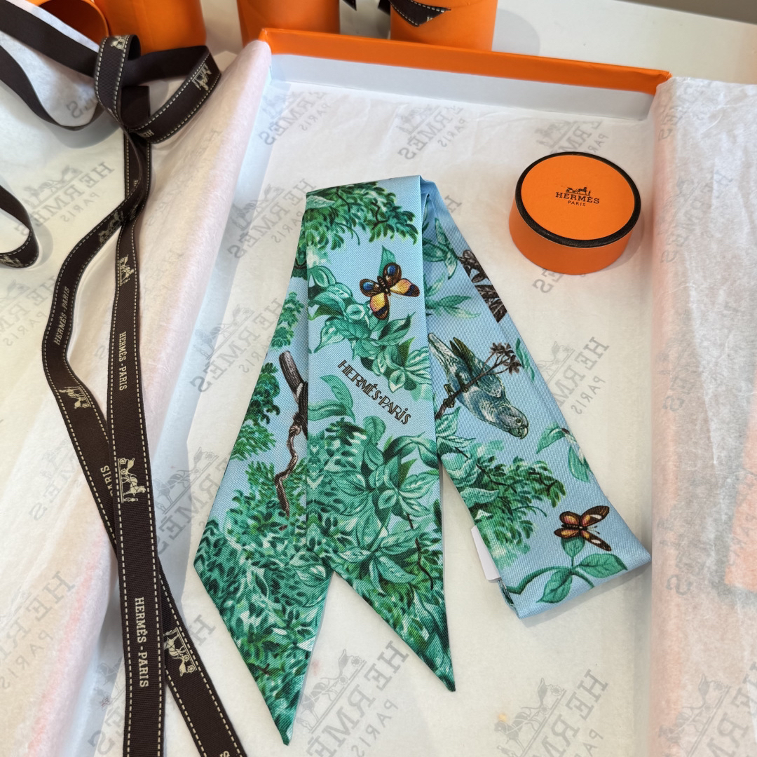 [TOP] HERMES Twilly Scarf - Green - 711 Luxury
