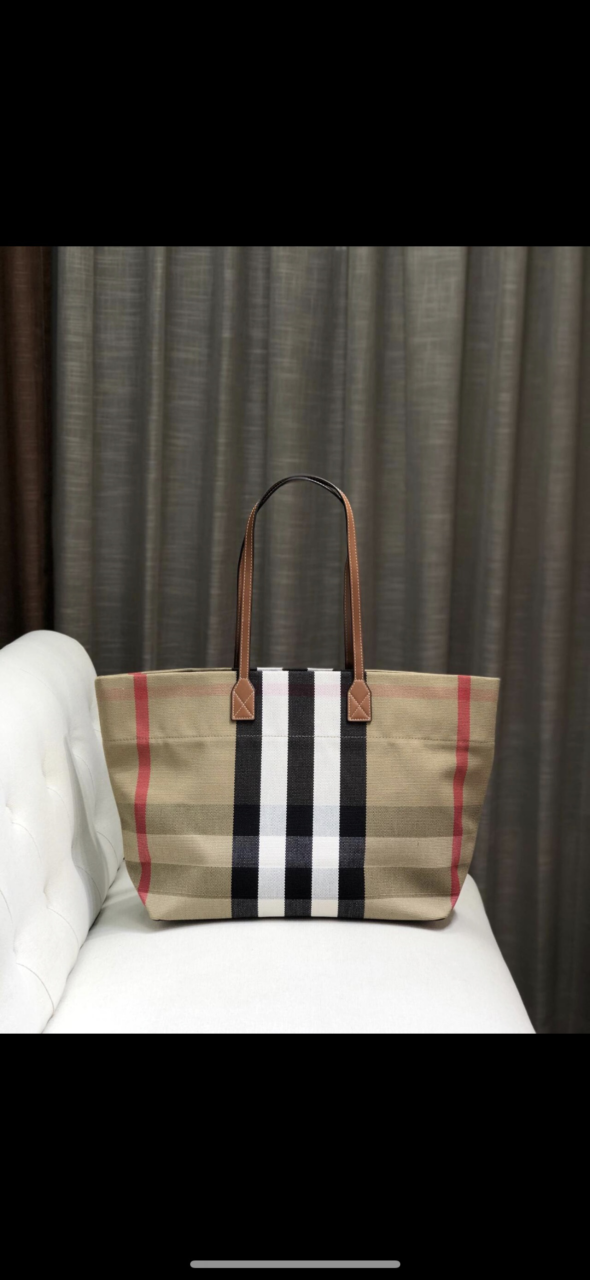 [TOP] BURBERRY Tote Bag 35.5x30.5x14.5cm - Khaki - 711 Luxury