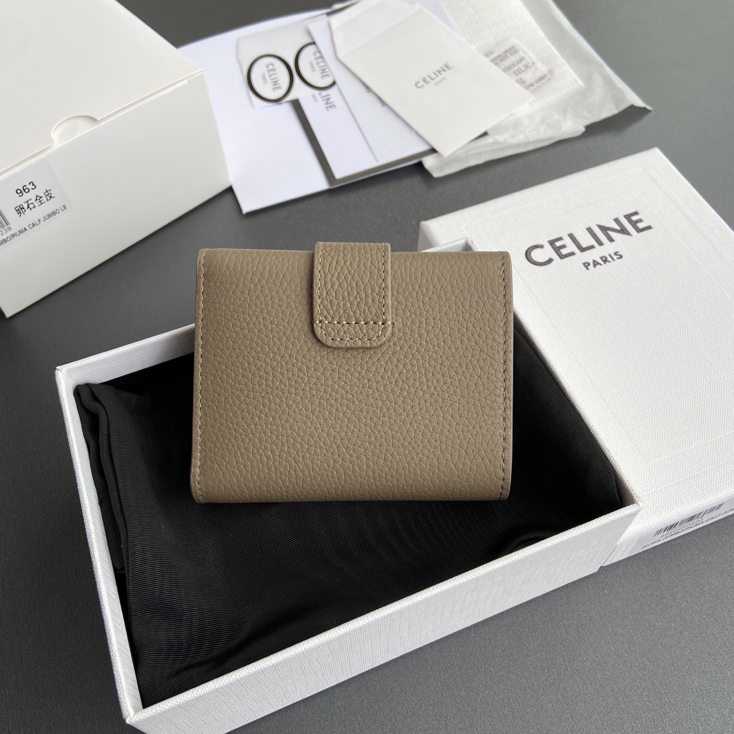 [TOP] CELINE Triomphe Cowhide Leather Short Wallet 10.5-8-2 cm - Brown&GHW - 711 Luxury