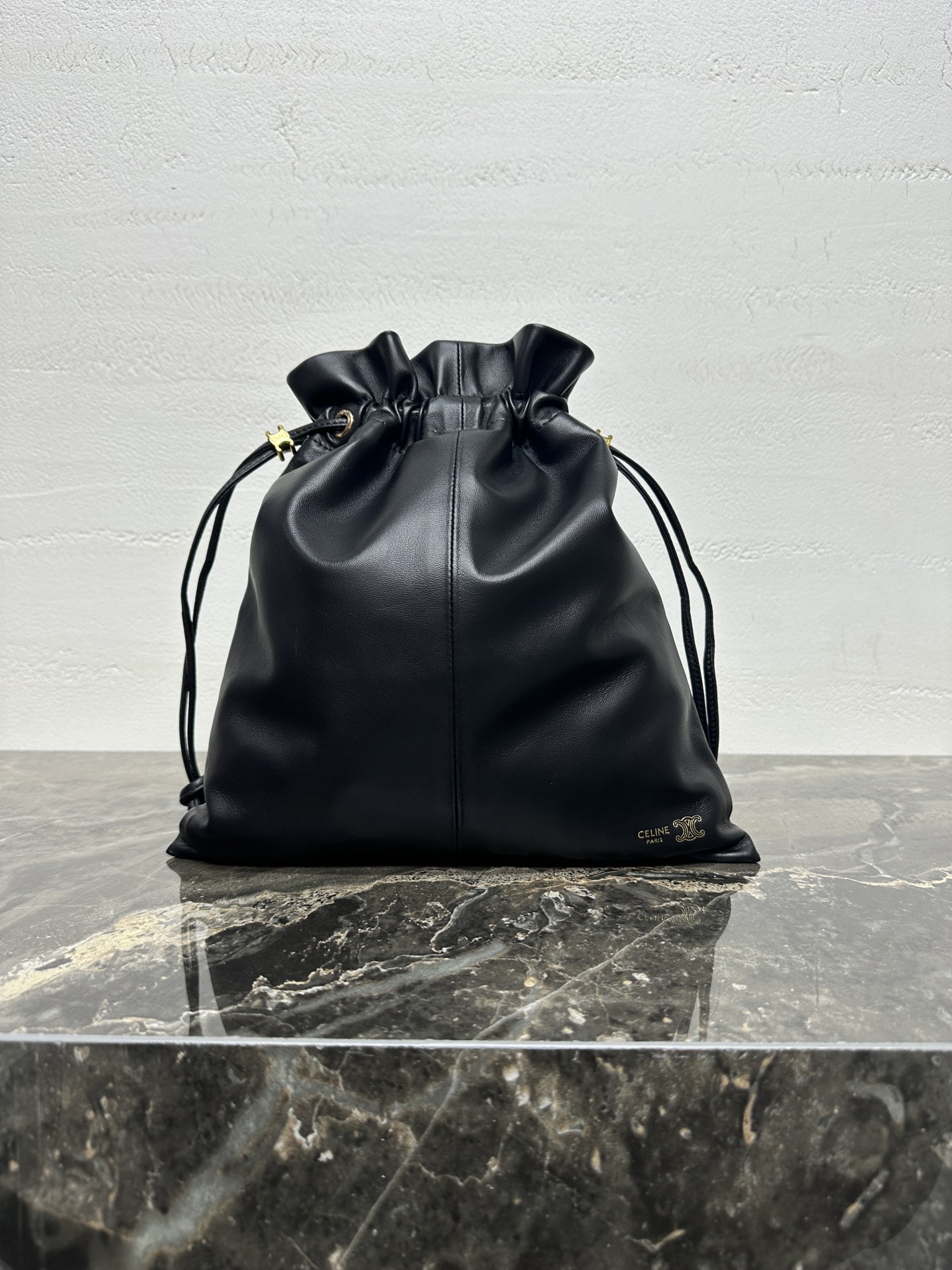 [TOP] CELINE Crystal Pouch Bag Lambskin 29x32x0.5cm - 3 Colors