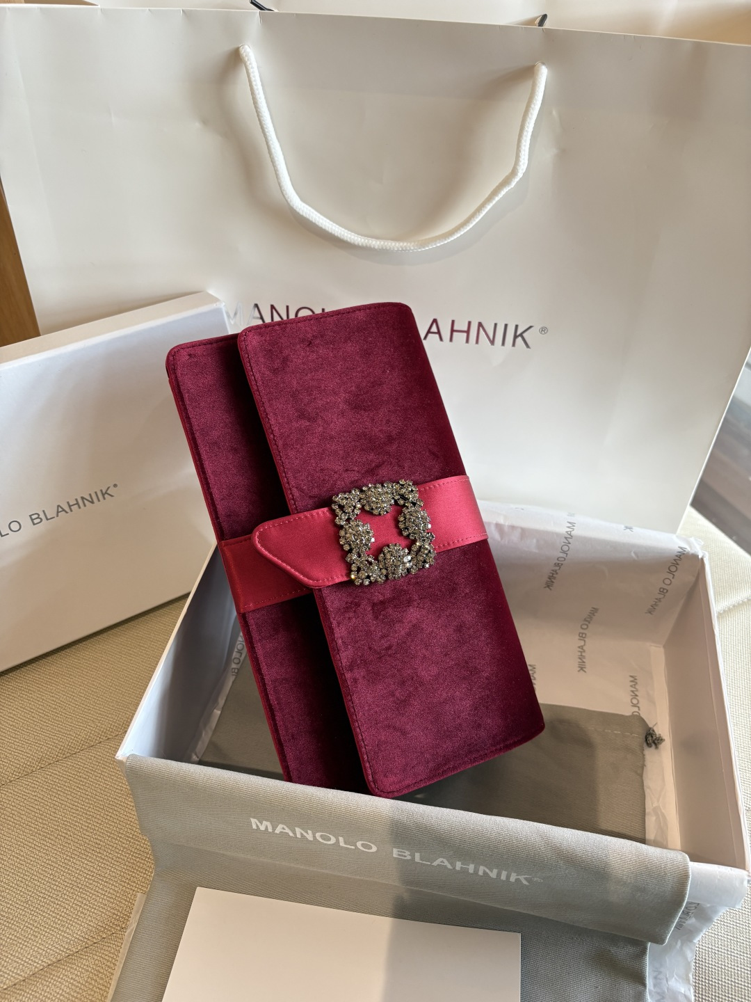 [TOP] MANOLO BLAHNIK Bag 12*24*6cm - Dark Red - 711 Luxury