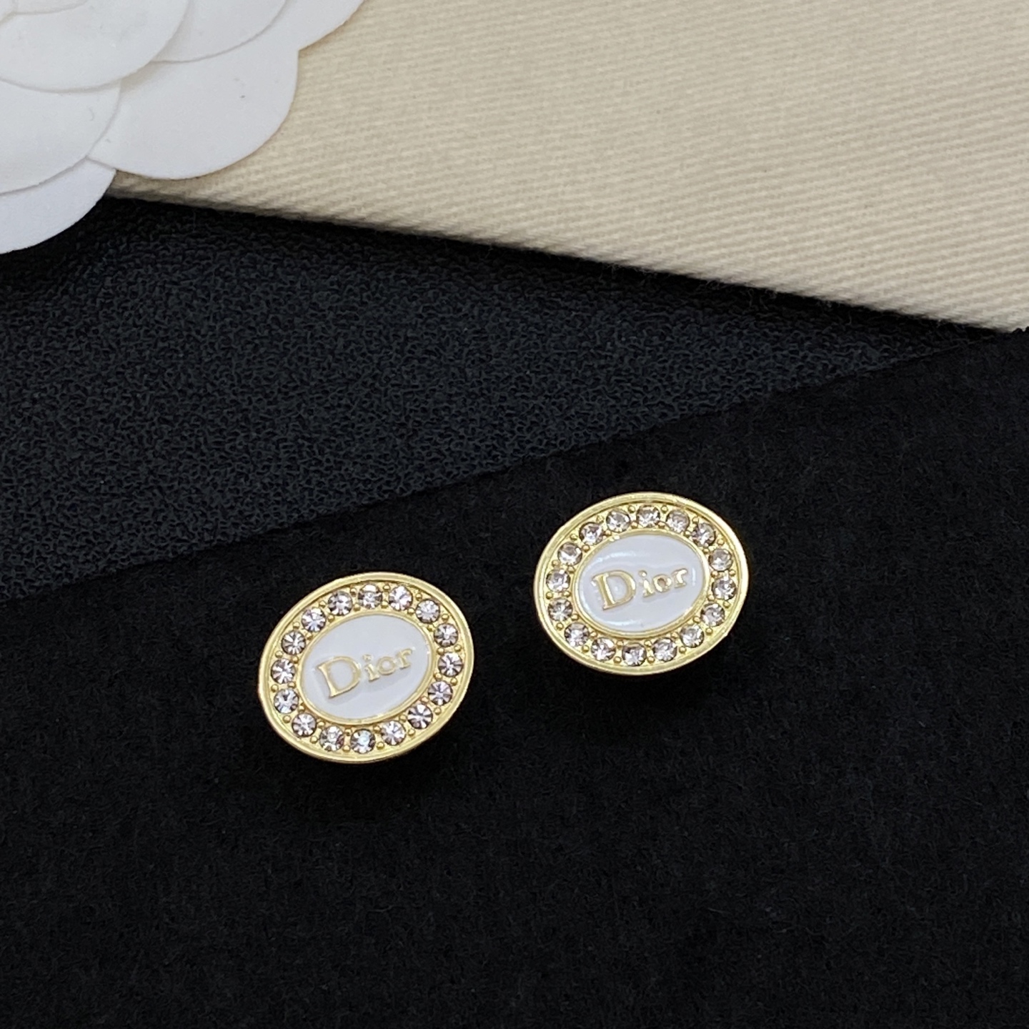 [TOP] Christian Dior Earrings - Gold - 711 Luxury