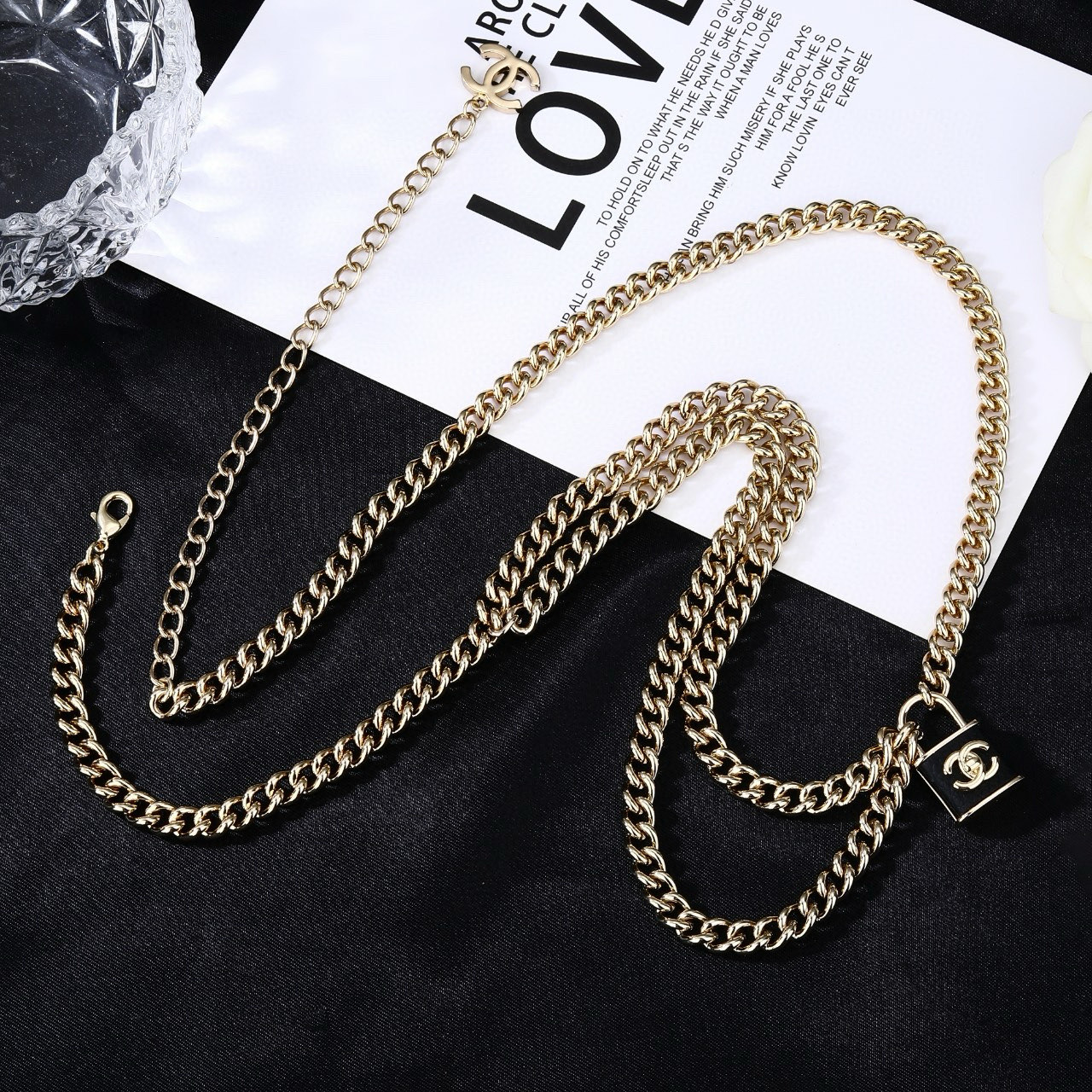 [TOP] CHANEL Waist Chain - Gold