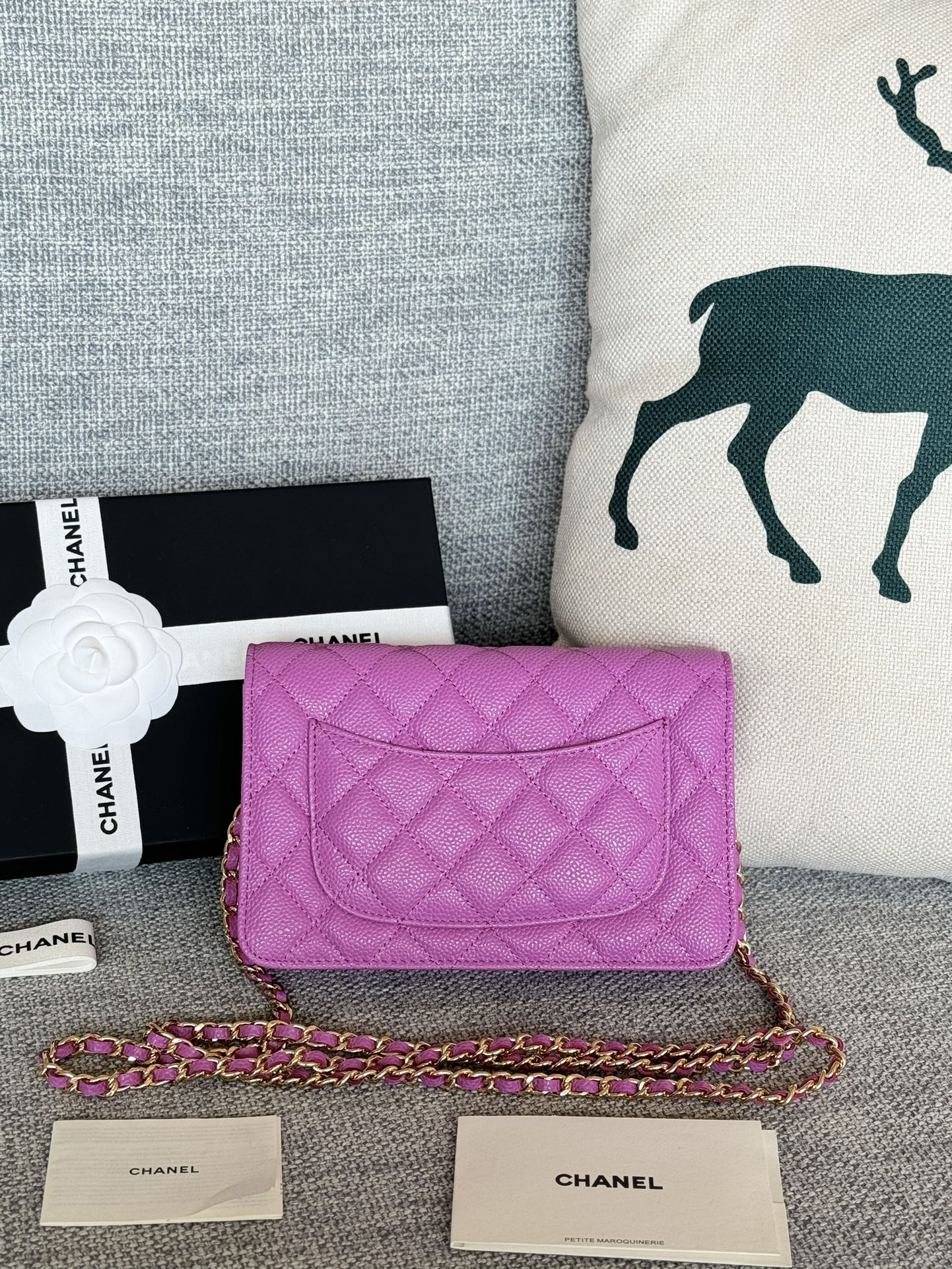 [TOP] CHANEL Woc Bag Cowhide 19x12x3cm - Purple & GHW - 711 Luxury