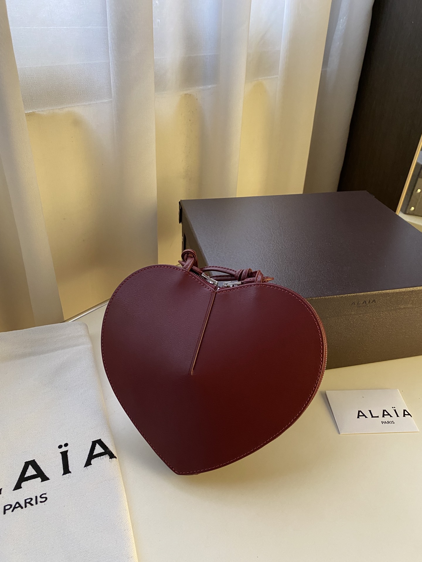 [TOP] ALAIA Le Coeur Bag 21-17-5 CM - Dark Red - 711 Luxury