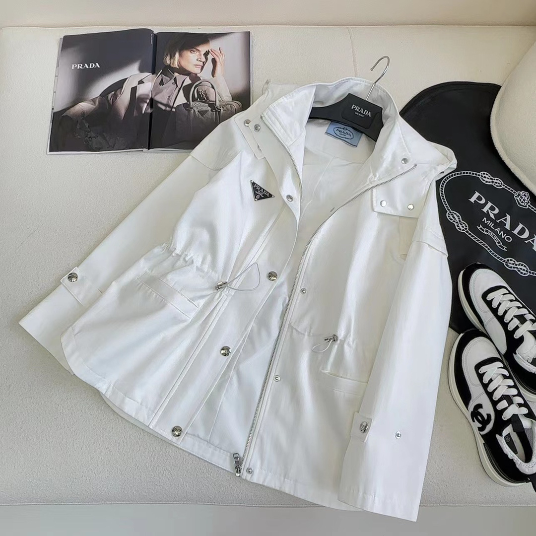 [TOP] PRADA Trench Coat - White