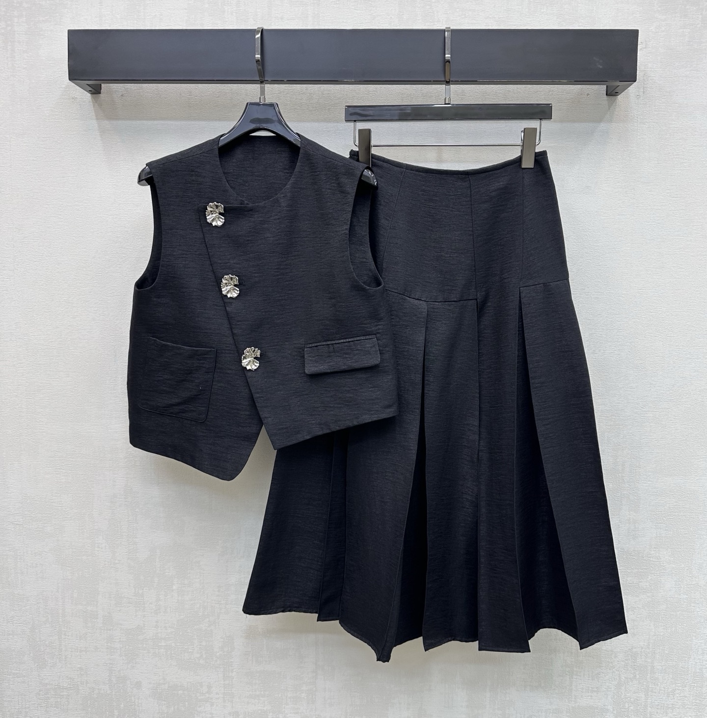 [TOP] CHANEL Vest + Skirt Set - Black - 711 Luxury