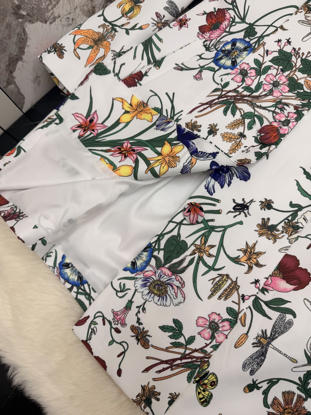 [TOP] GUCCI Coat - White