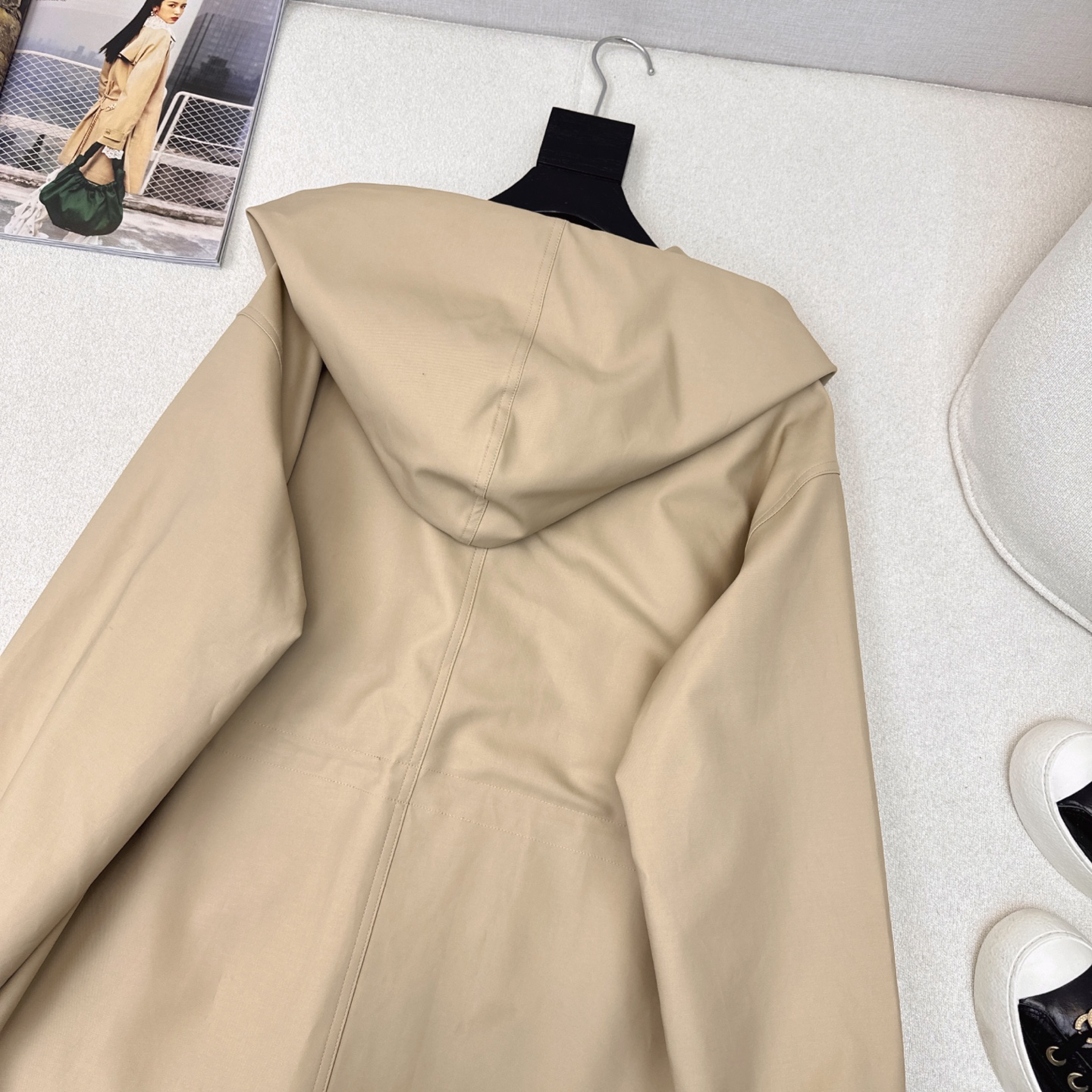 [TOP] FENDI Trench Coat - Khaki