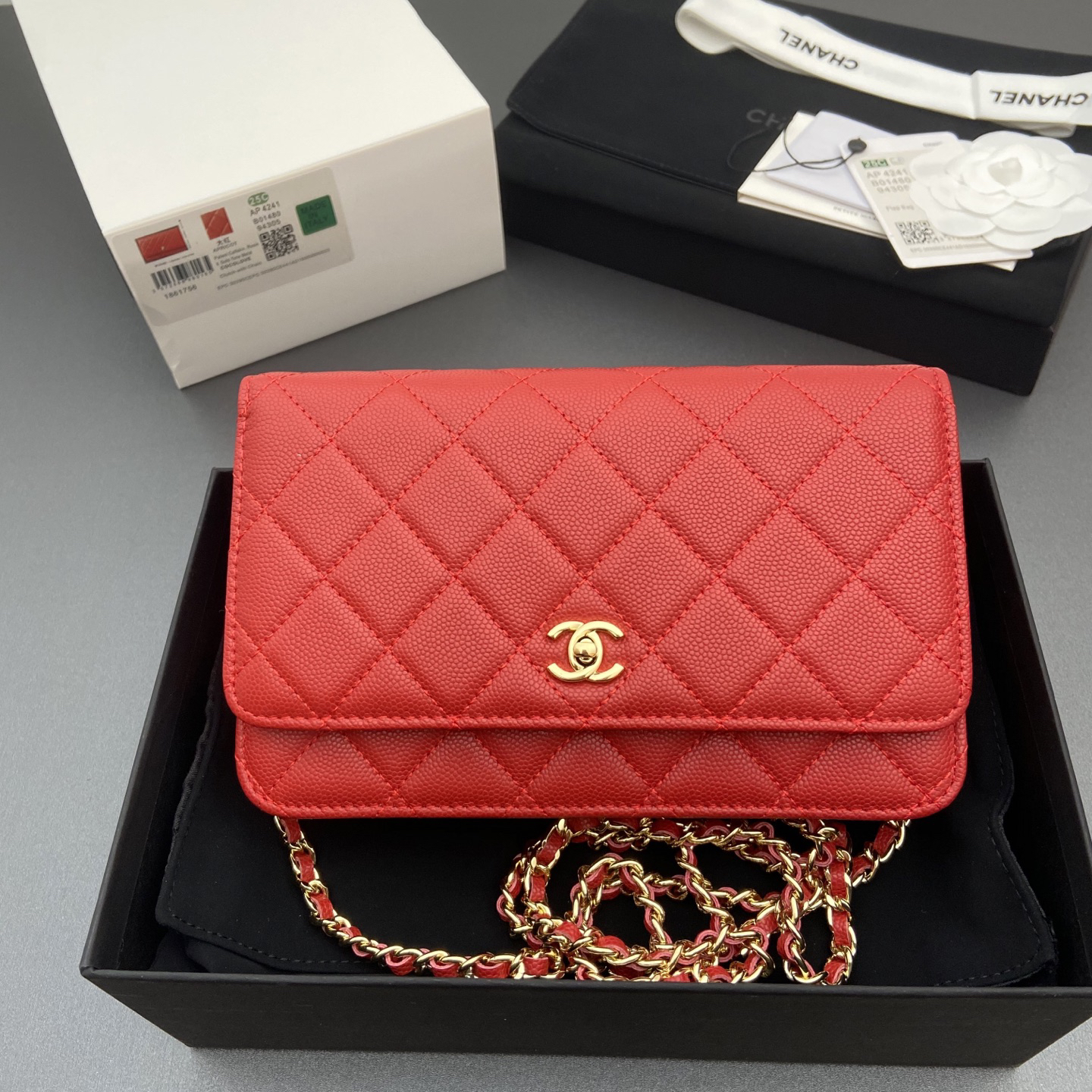 [TOP] CHANEL Woc Bag  20-13-3.5cm - Red