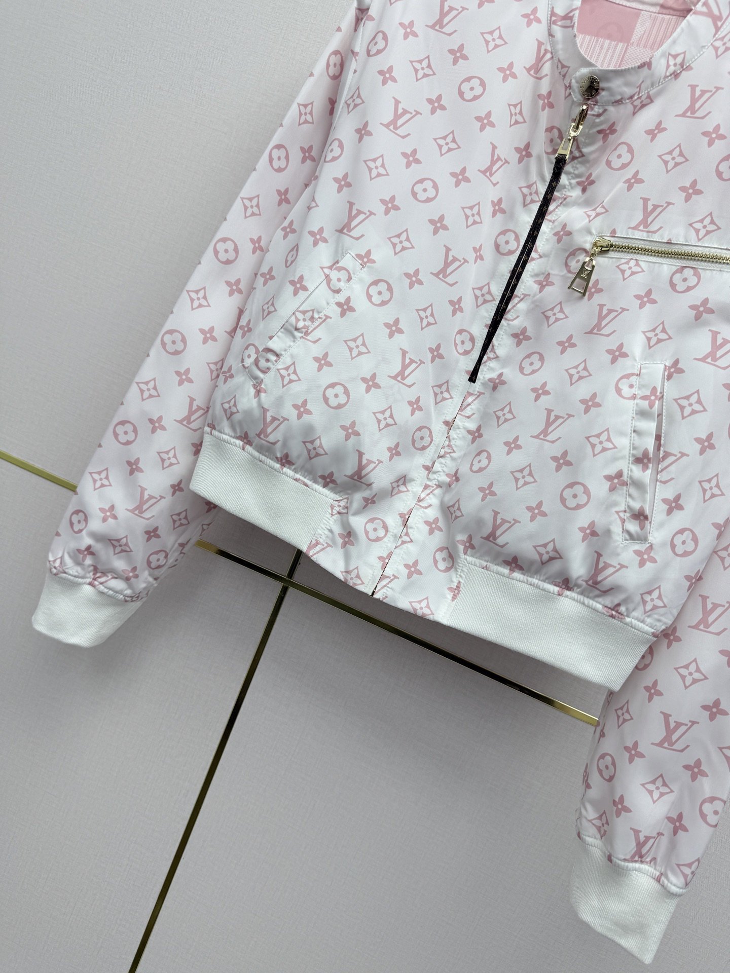 [TOP] Louis Vuitton LV Jacket - White